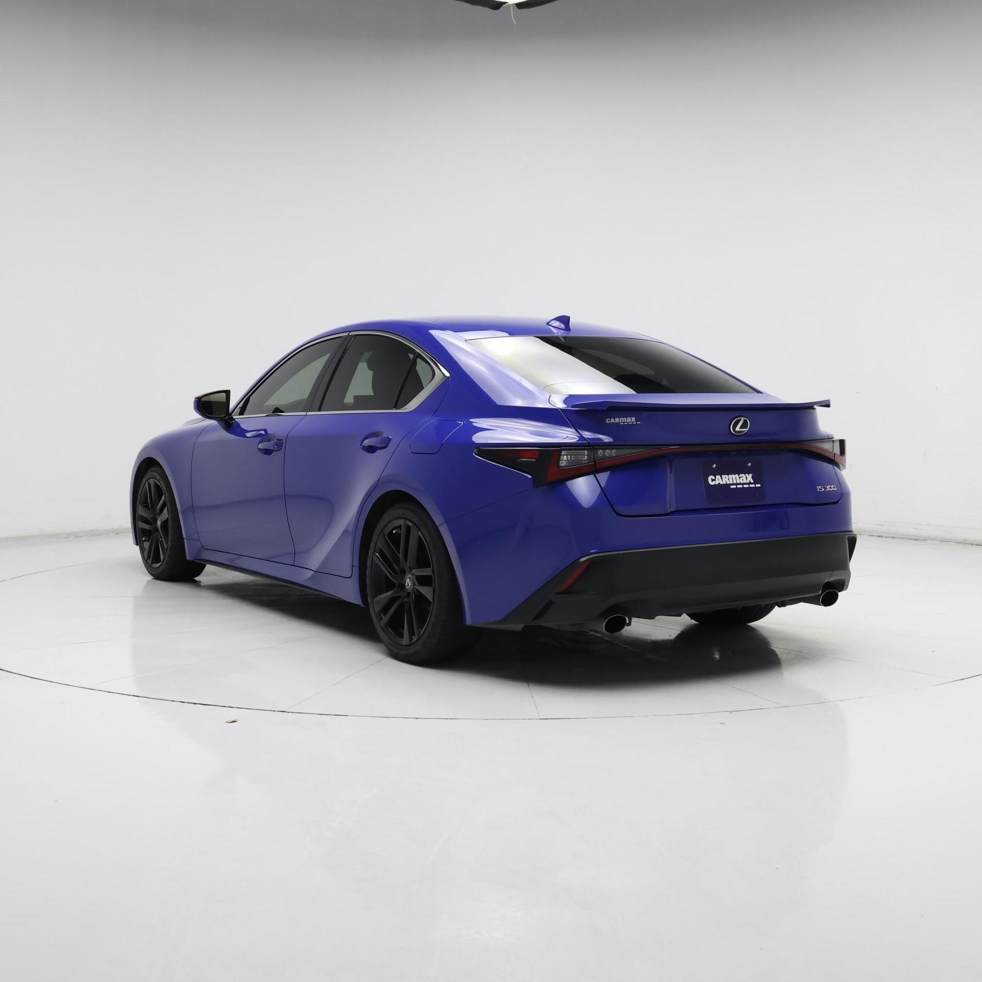 Thumbnail: 2021 Lexus IS - 2