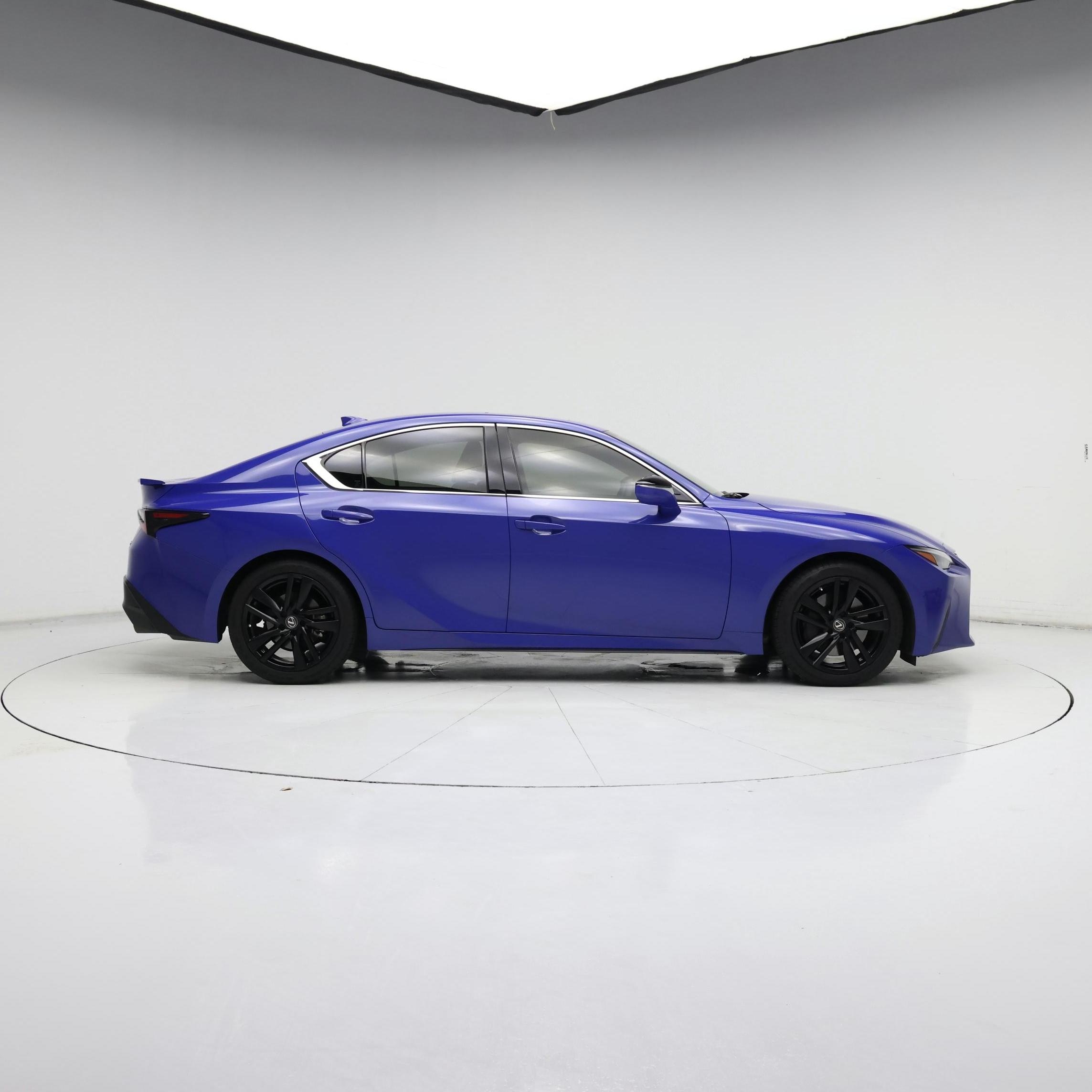 Thumbnail: 2021 Lexus IS - 7