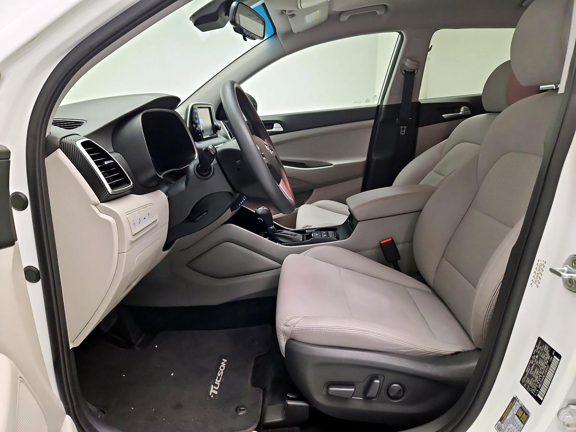 Thumbnail: 2020 Hyundai Tucson - 11