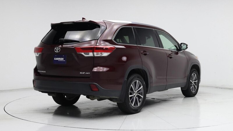 2019 Toyota Highlander XLE 8