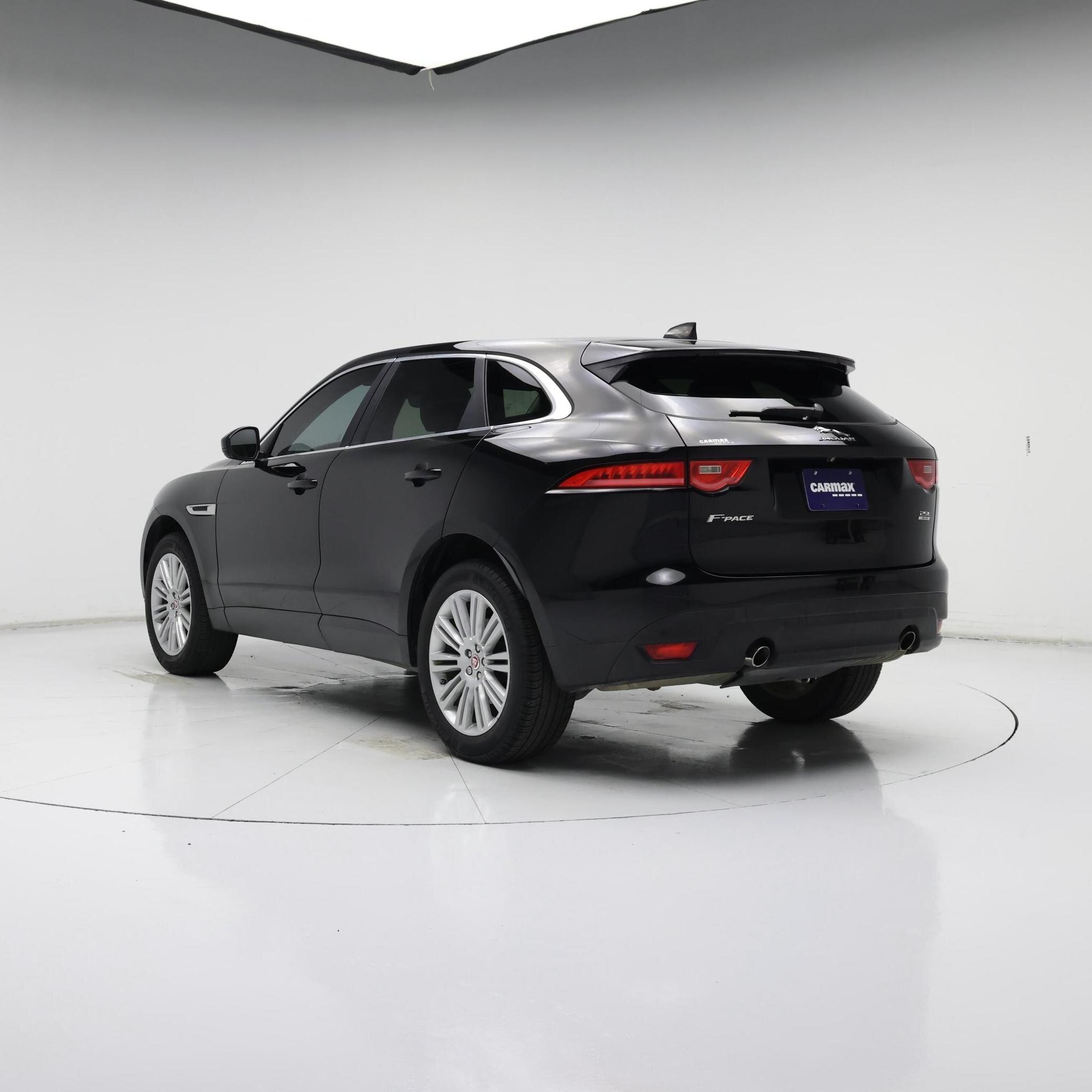 Thumbnail: 2020 Jaguar F-Pace - 2