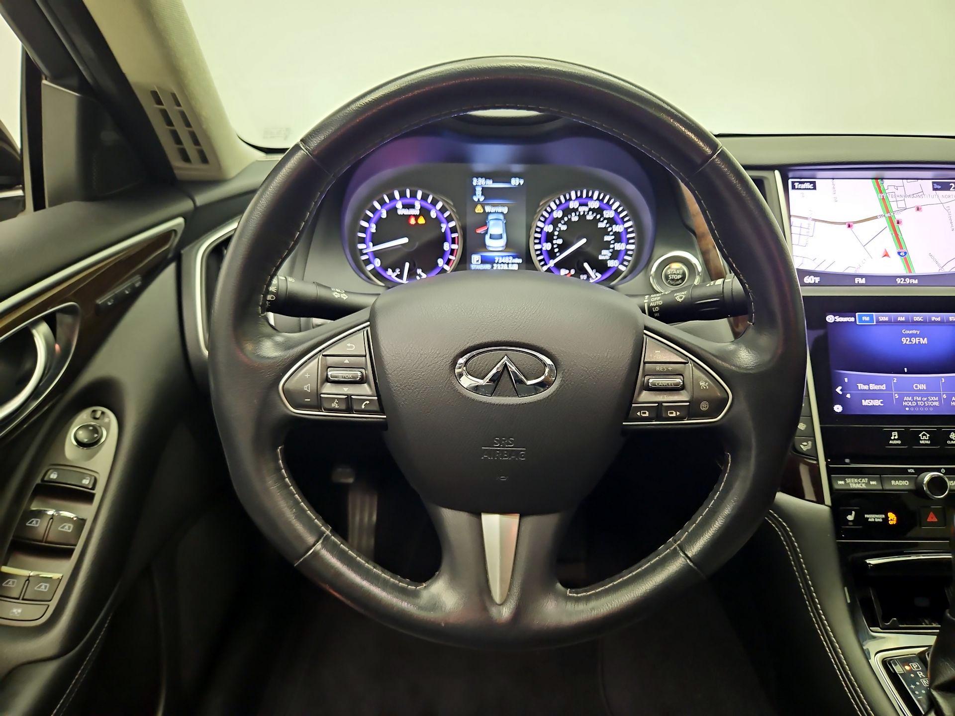Thumbnail: 2015 INFINITI Q50 - 10