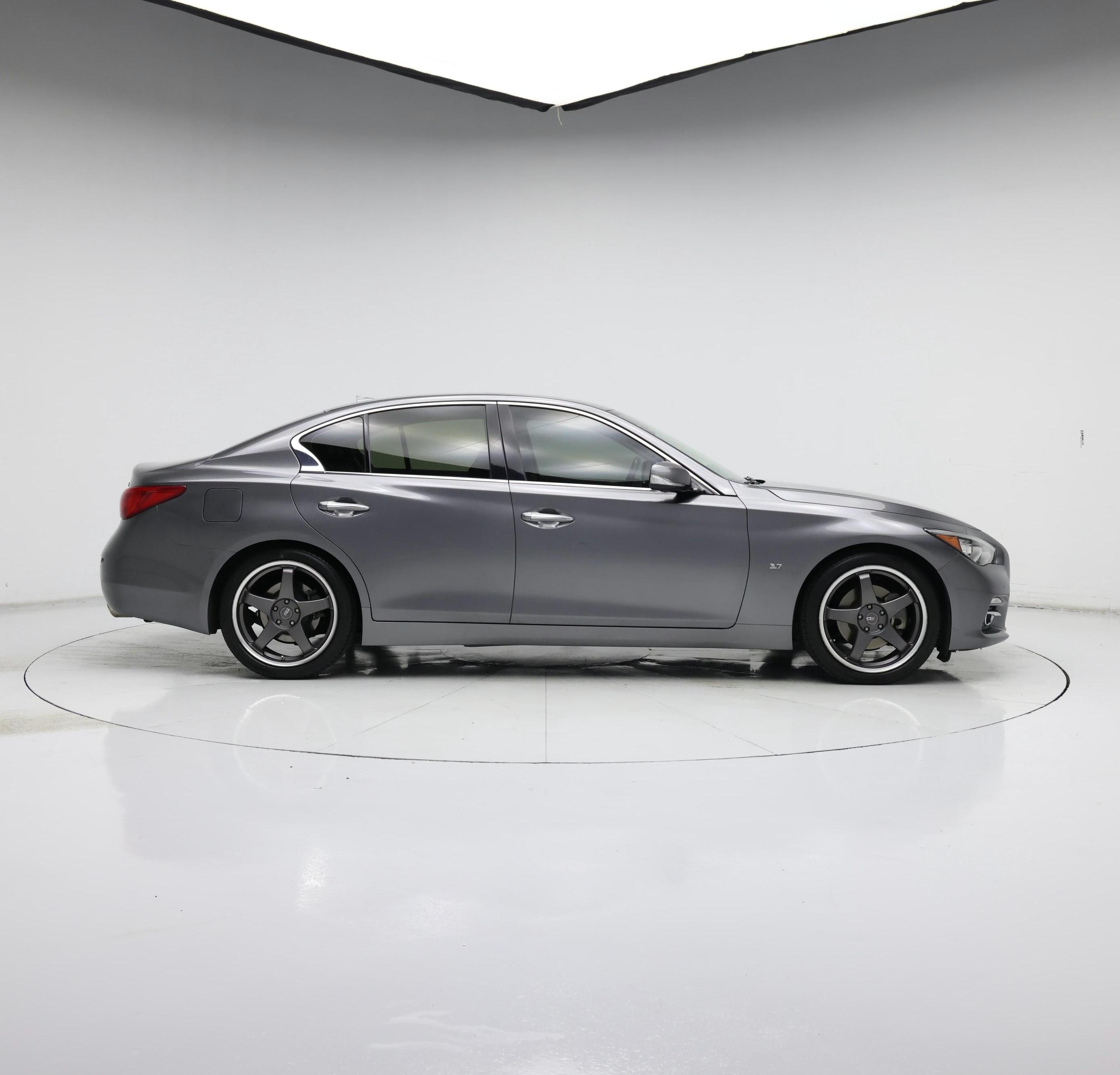 Thumbnail: 2015 INFINITI Q50 - 7