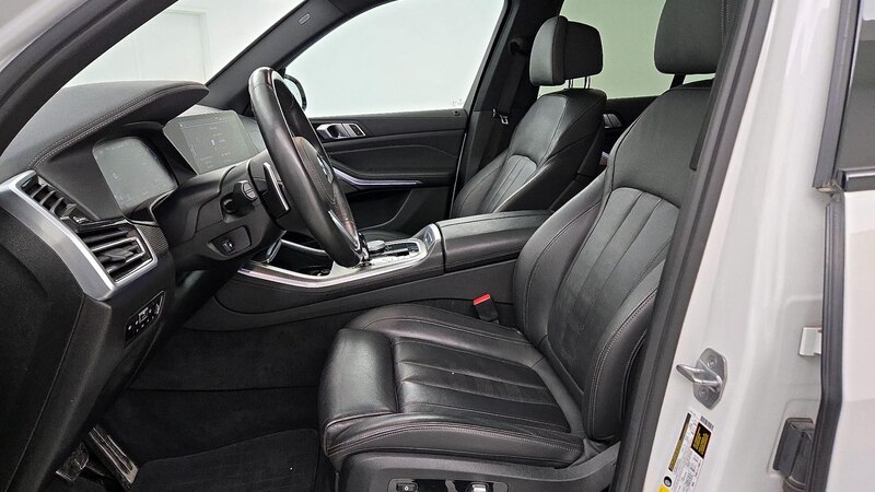 2020 BMW X5 M50i 11