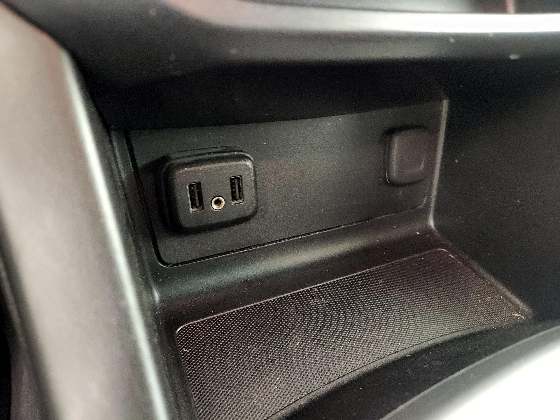 Thumbnail: 2019 Chevrolet Colorado - 18