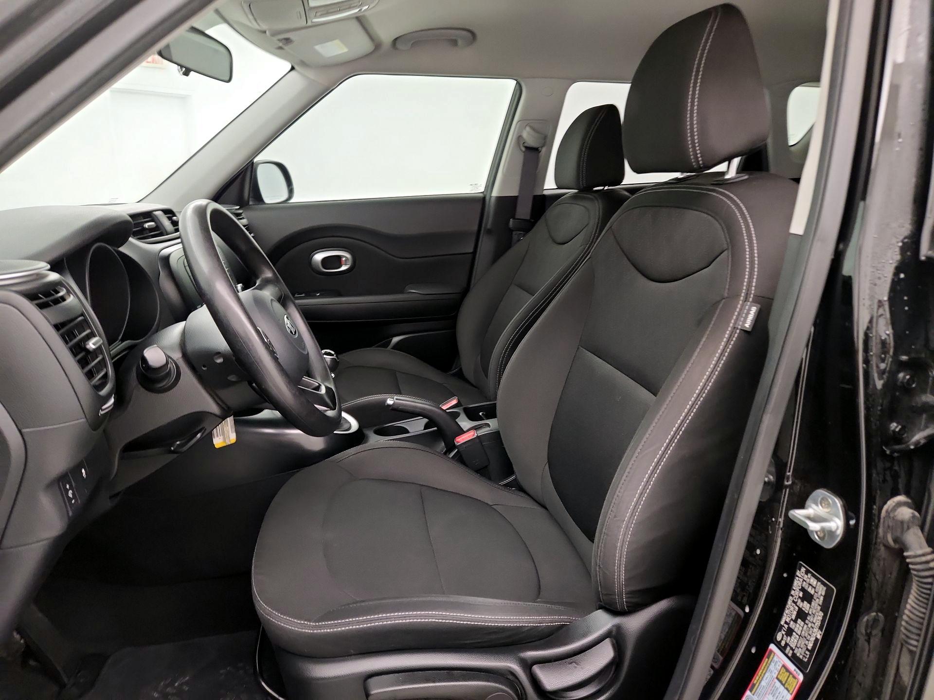 Thumbnail: 2018 Kia Soul - 11