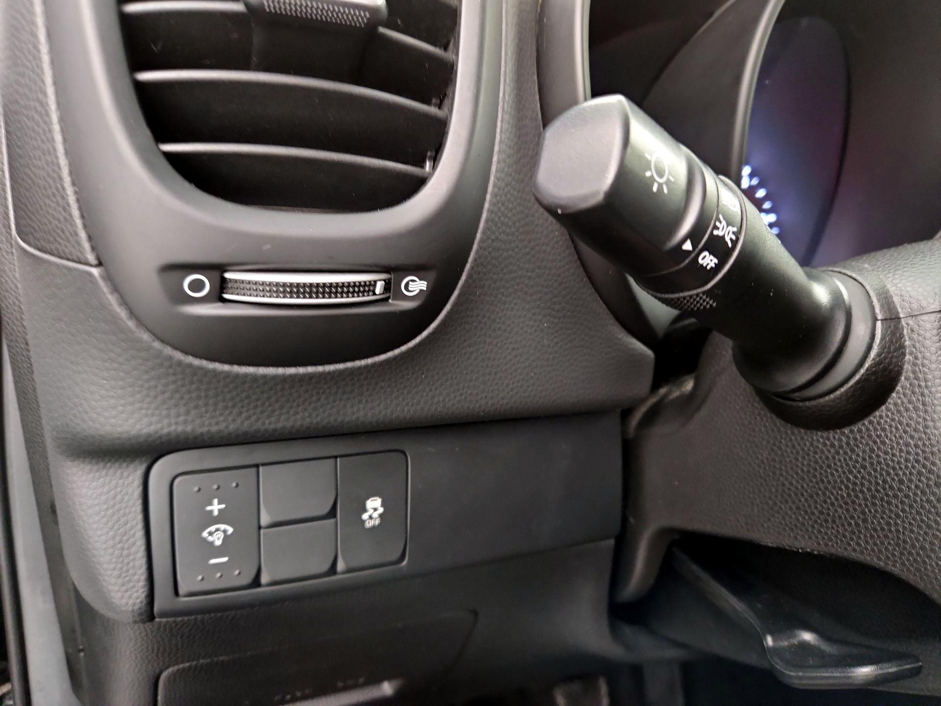 Thumbnail: 2018 Kia Soul - 13