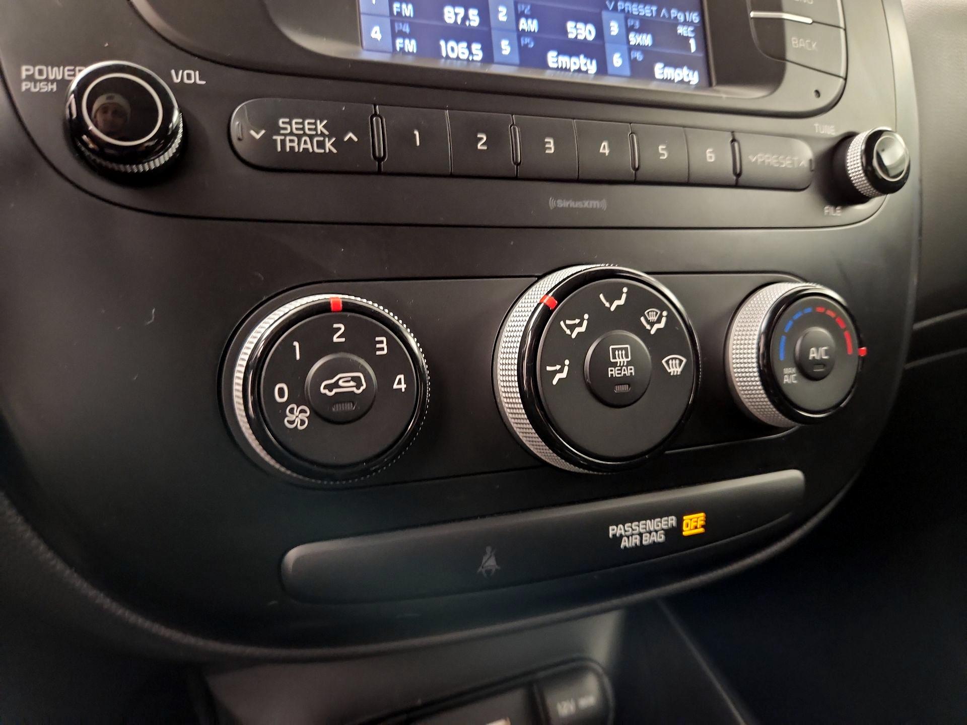 Thumbnail: 2018 Kia Soul - 15