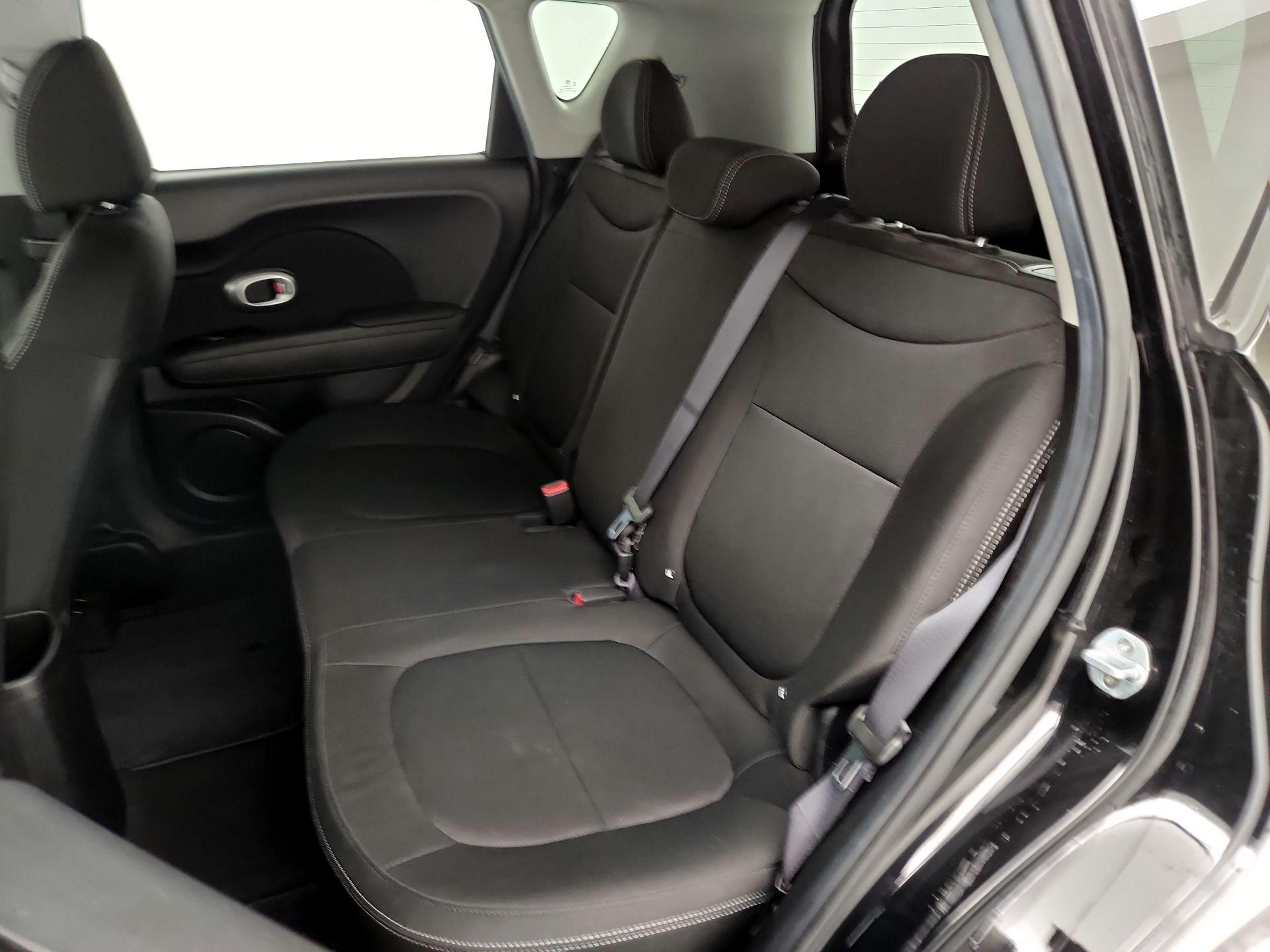 Thumbnail: 2018 Kia Soul - 18