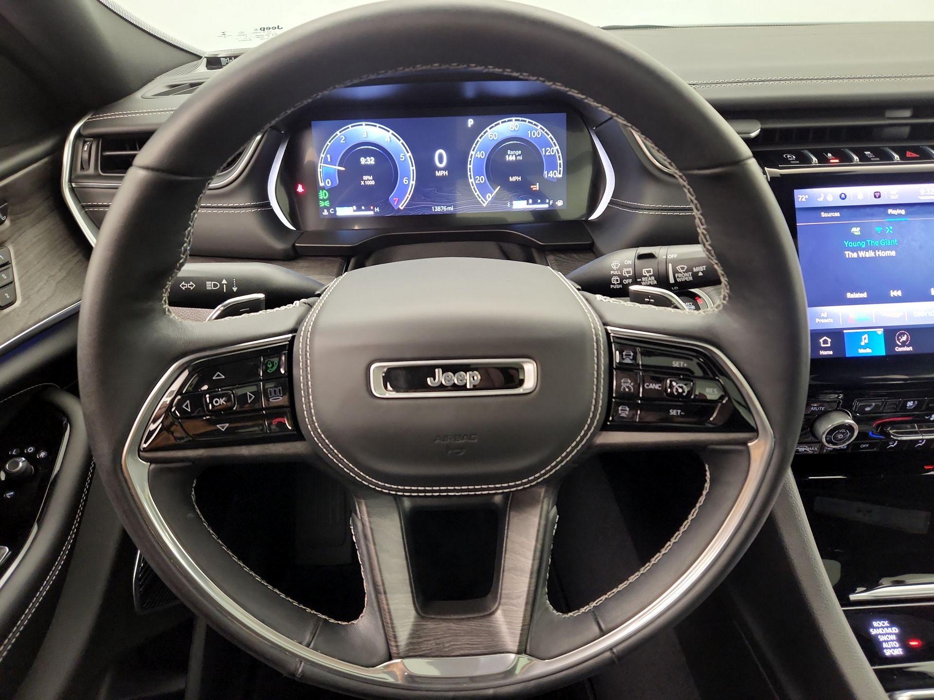 Thumbnail: 2022 Jeep Grand Cherokee - 10