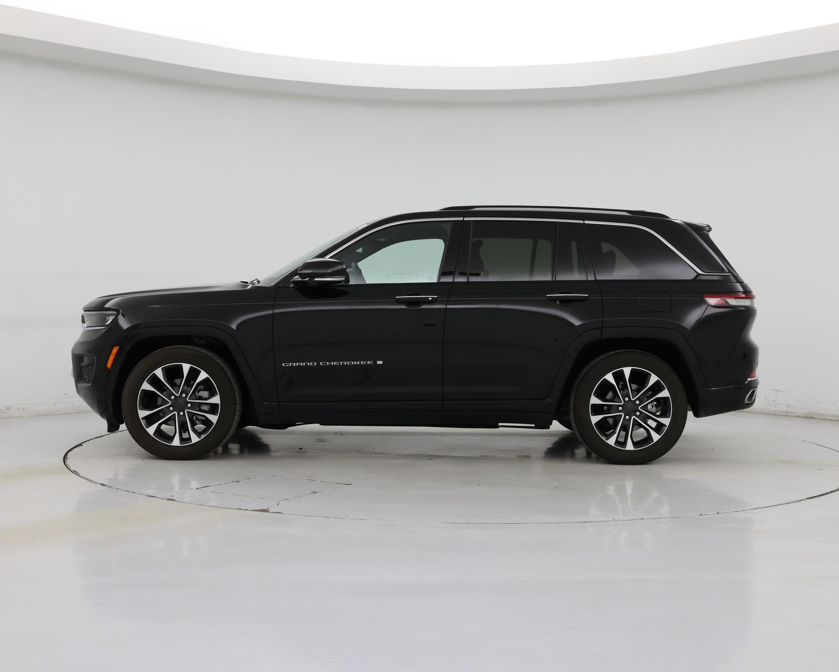 Thumbnail: 2022 Jeep Grand Cherokee - 3
