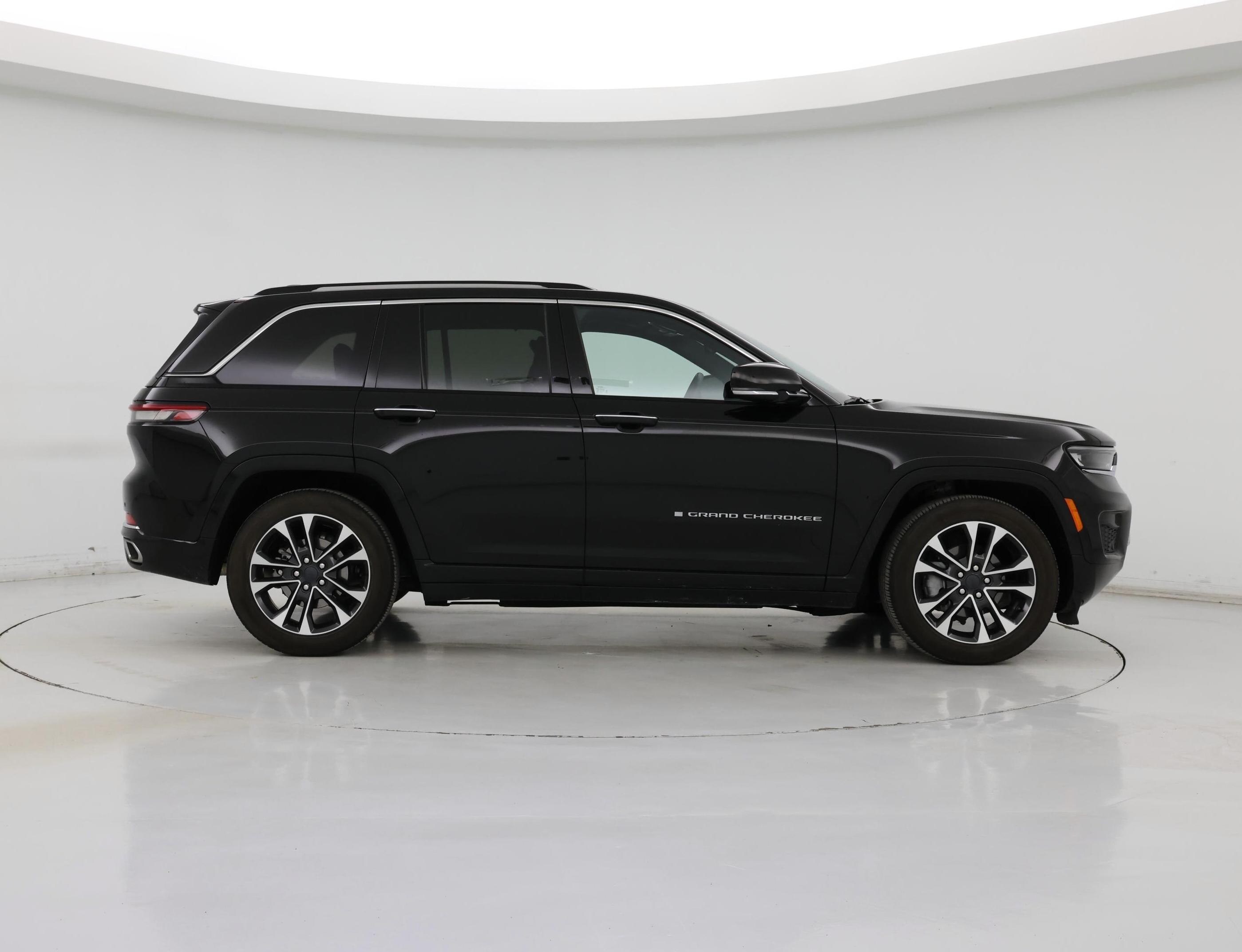 Thumbnail: 2022 Jeep Grand Cherokee - 7