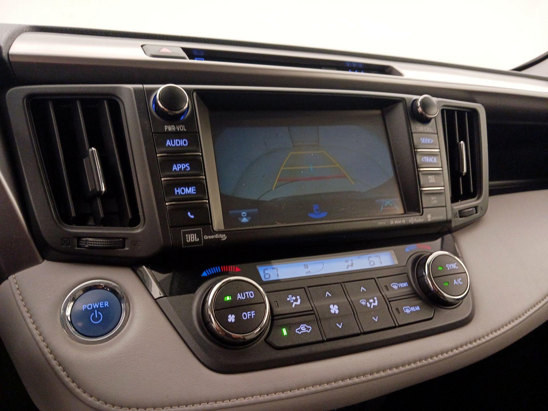 Thumbnail: 2017 Toyota RAV4 - 15