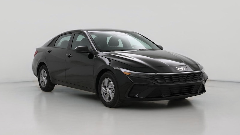 2024 Hyundai Elantra SE Hero Image