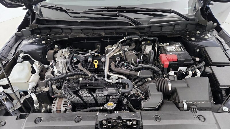 2022 Nissan Altima SR 21