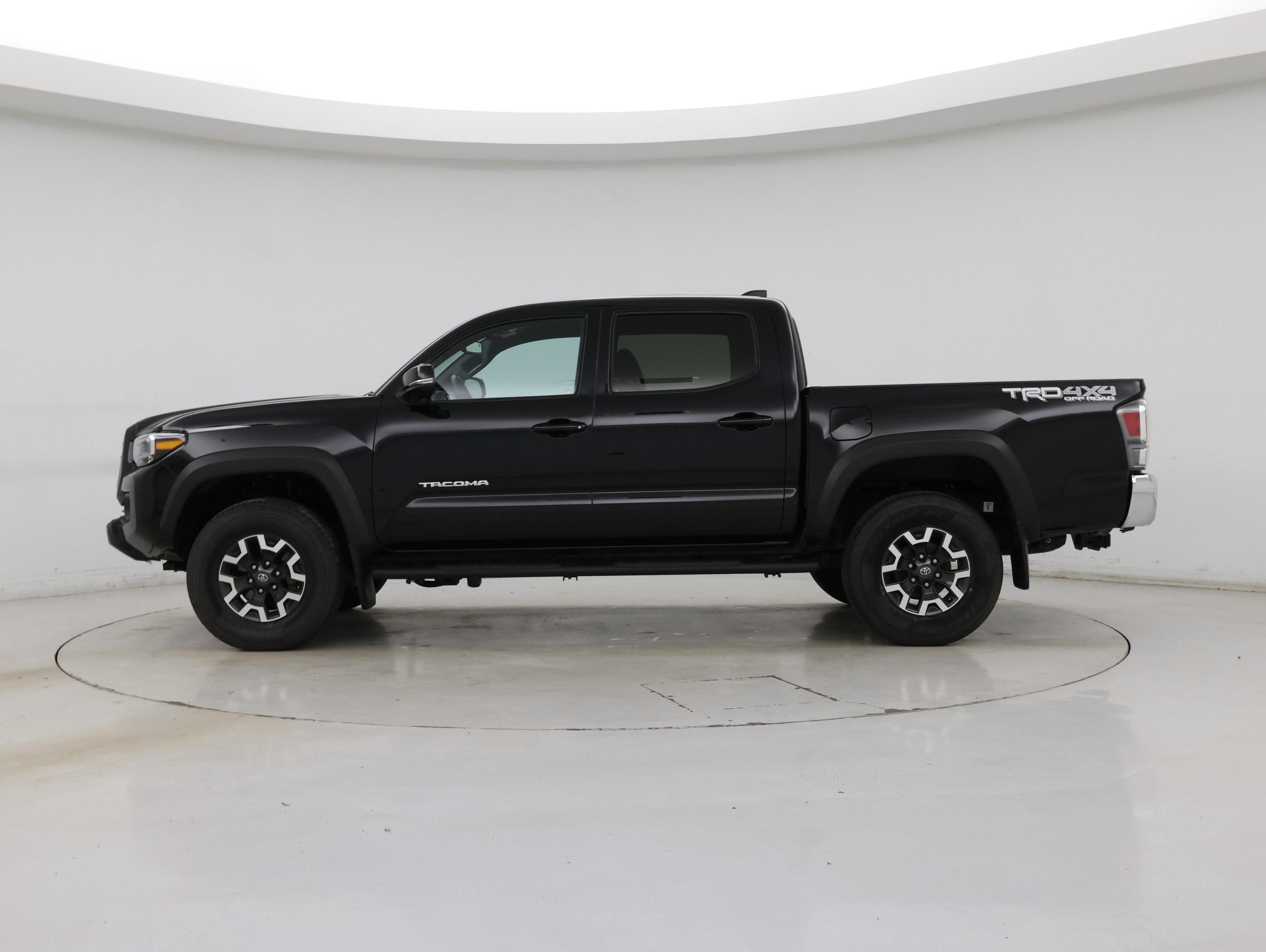 Thumbnail: 2022 Toyota Tacoma - 3