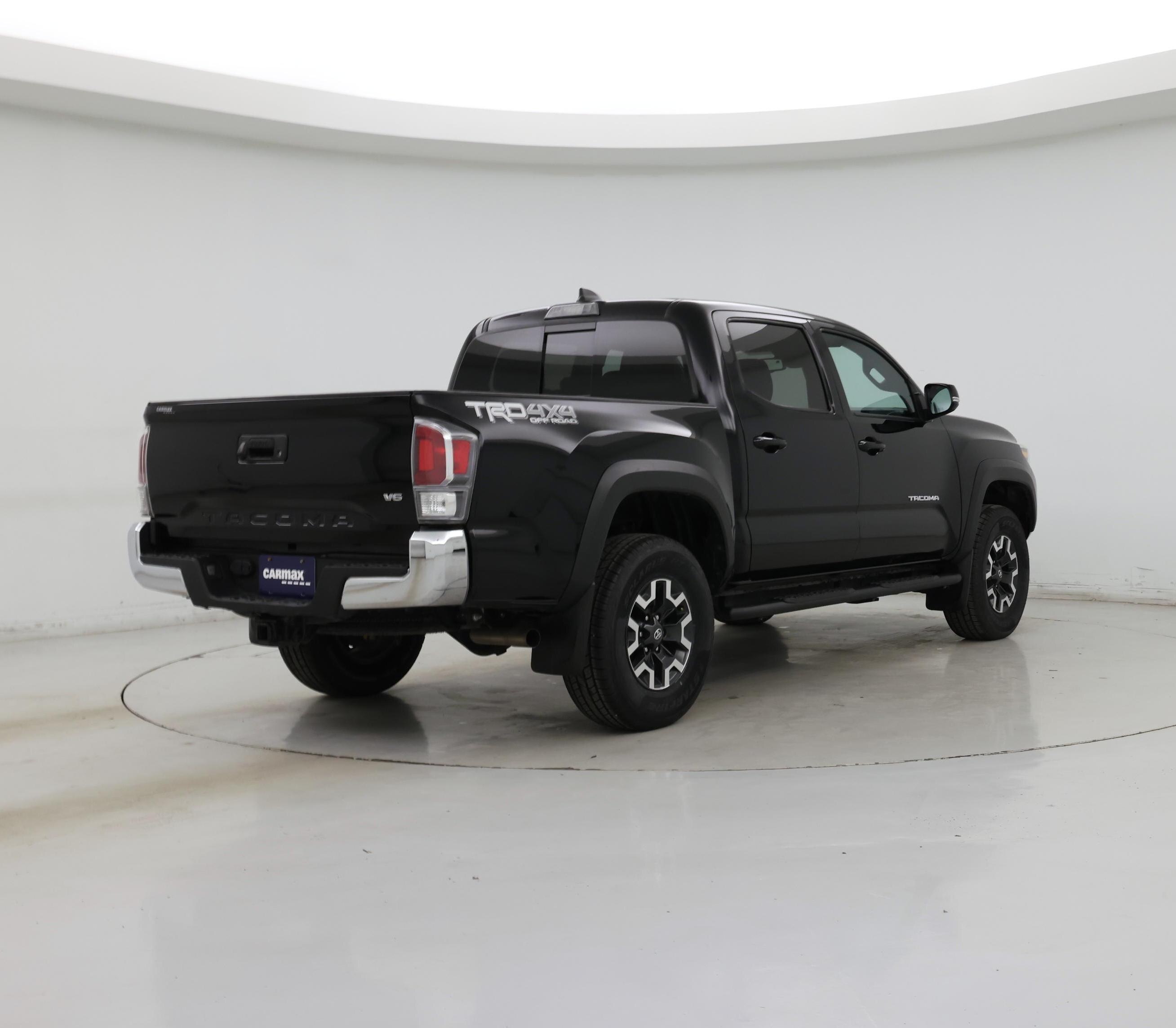 Thumbnail: 2022 Toyota Tacoma - 8