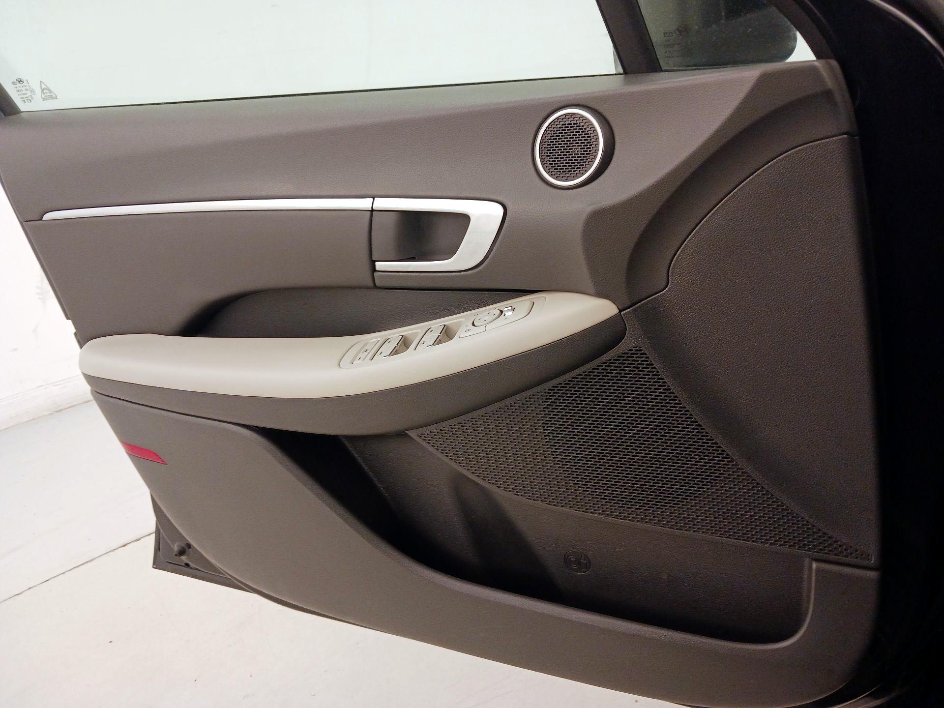 Thumbnail: 2023 Hyundai Sonata - 12