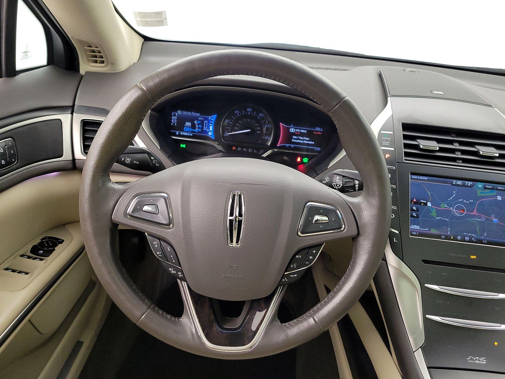 Thumbnail: 2014 Lincoln MKZ - 10