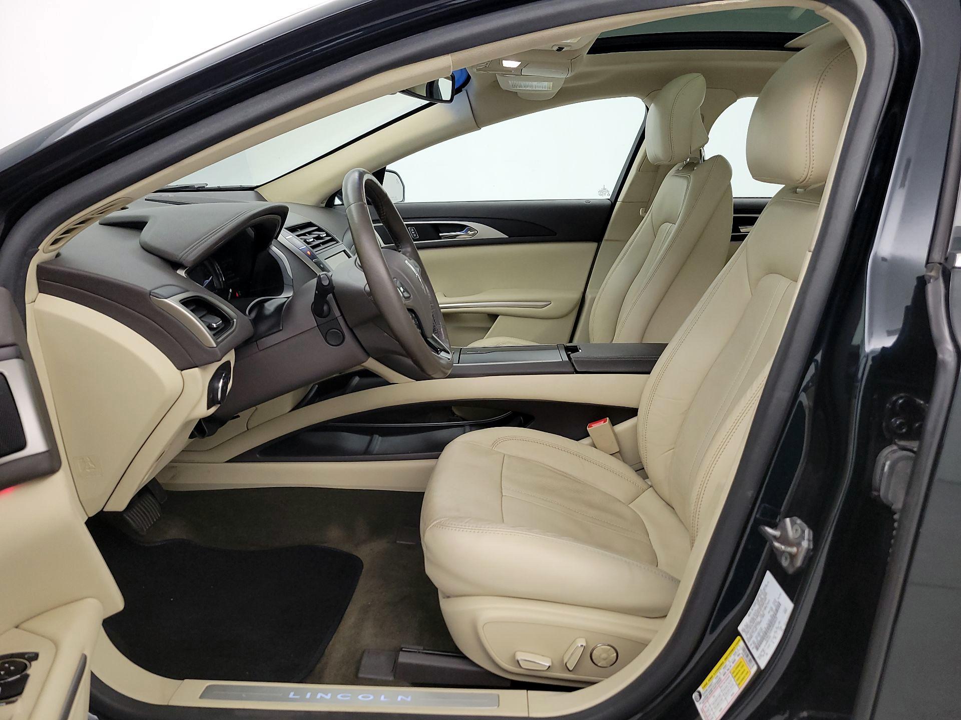 Thumbnail: 2014 Lincoln MKZ - 11