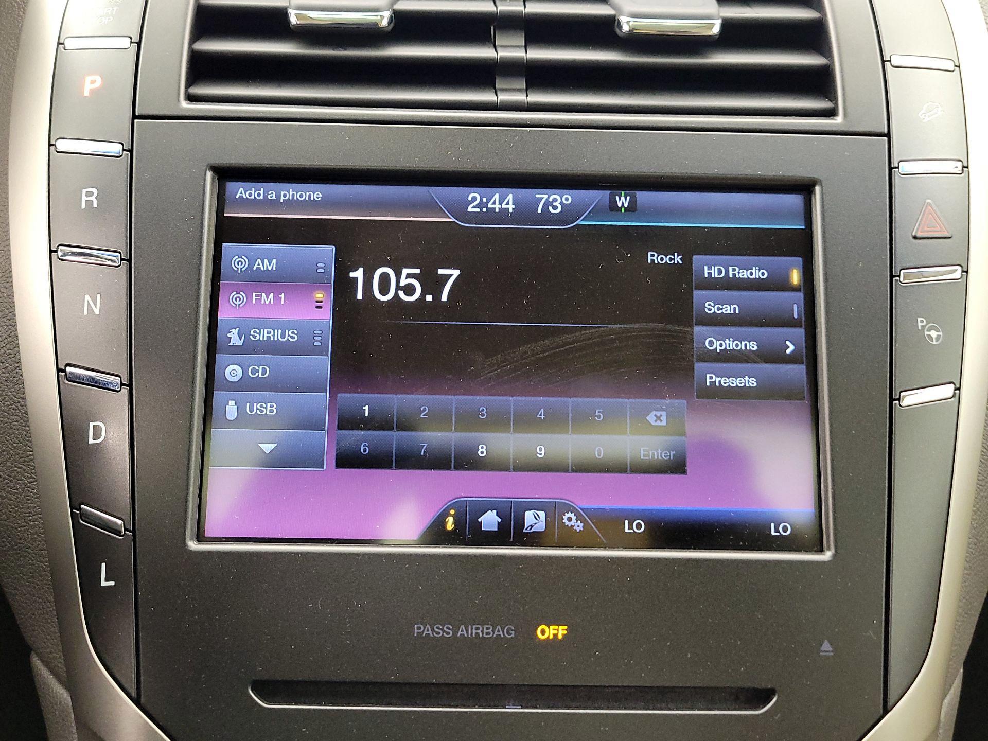 Thumbnail: 2014 Lincoln MKZ - 16