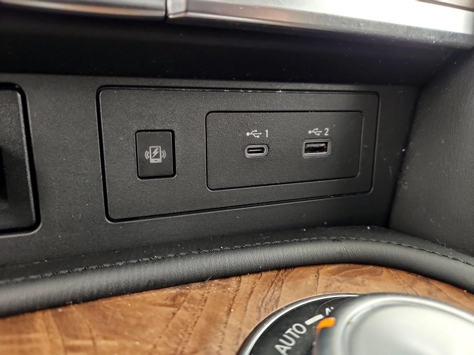 Thumbnail: 2022 Nissan Armada - 19