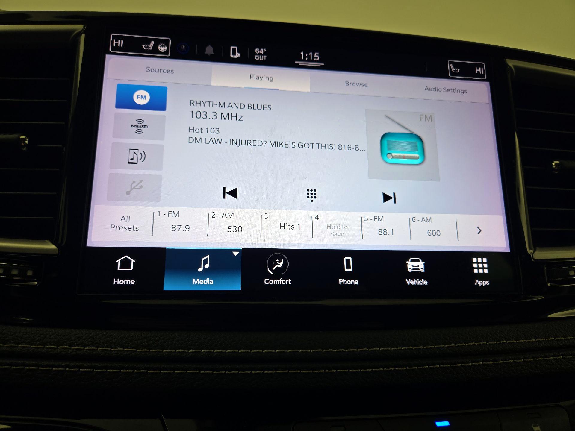 Thumbnail: 2022 Chrysler Pacifica - 15
