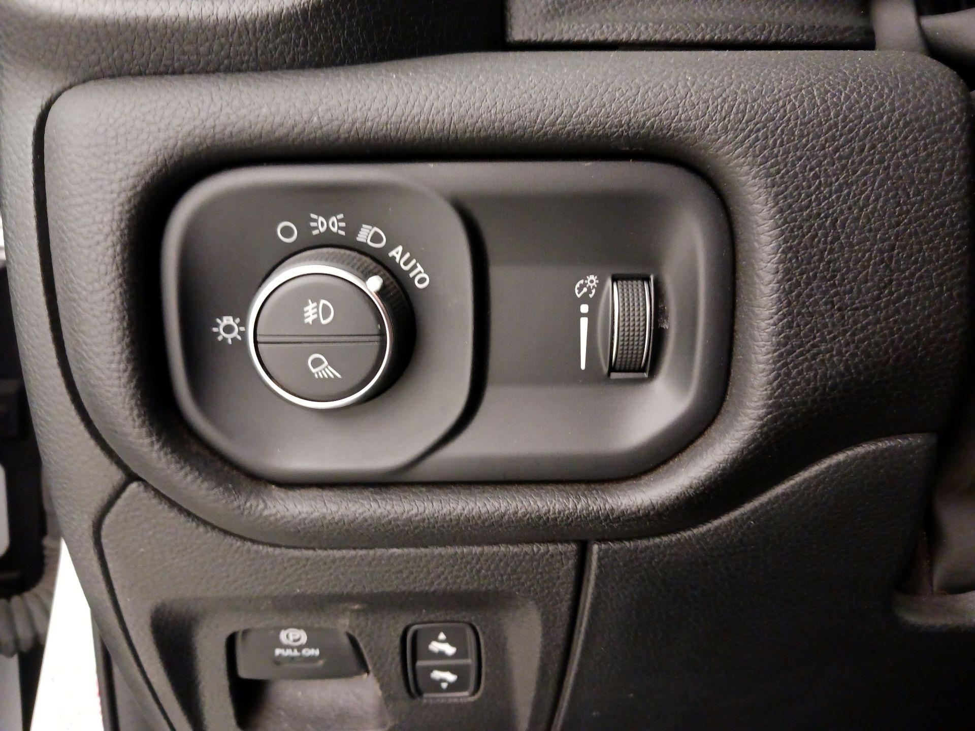 Thumbnail: 2022 RAM 1500 - 13
