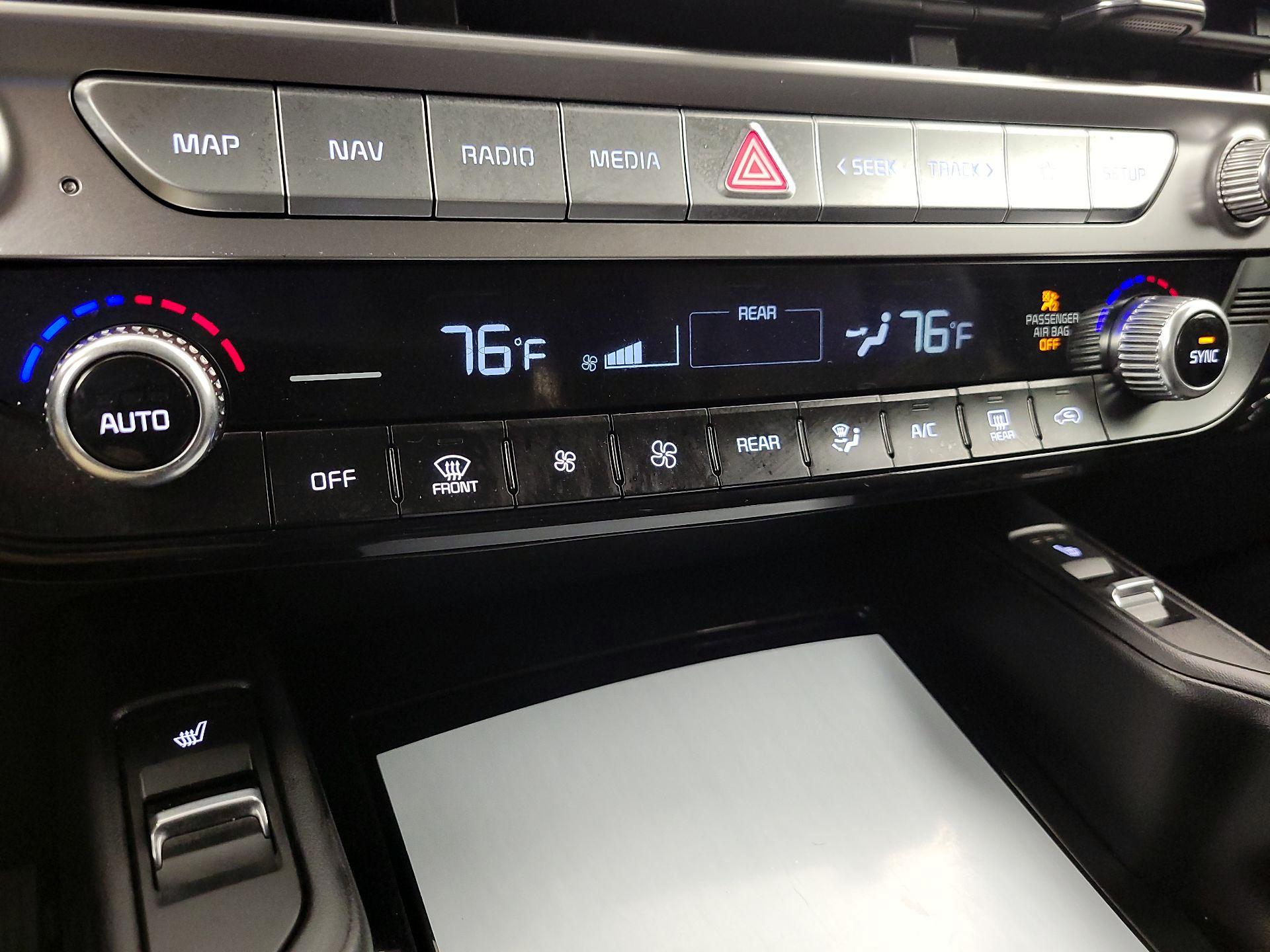Thumbnail: 2024 Kia Telluride - 17
