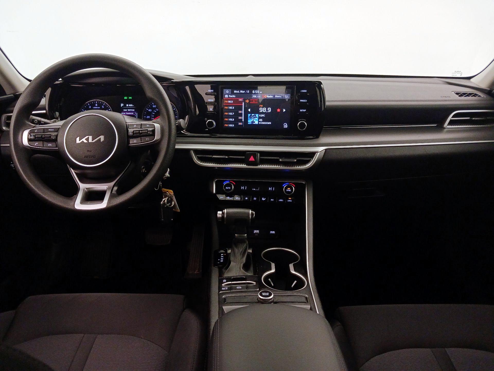 Thumbnail: 2022 Kia K5 - 9