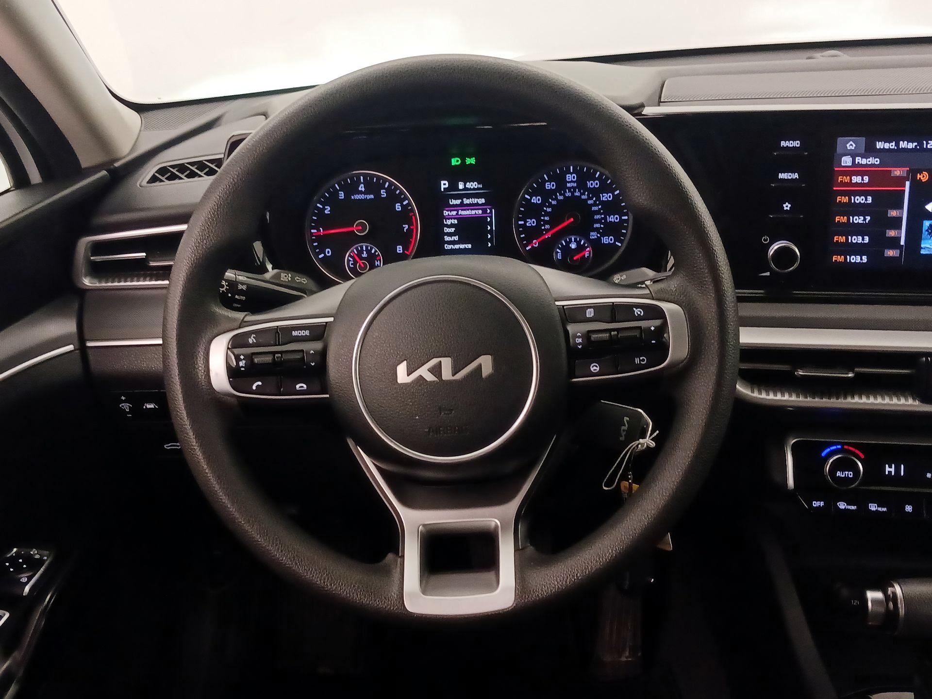 Thumbnail: 2022 Kia K5 - 10