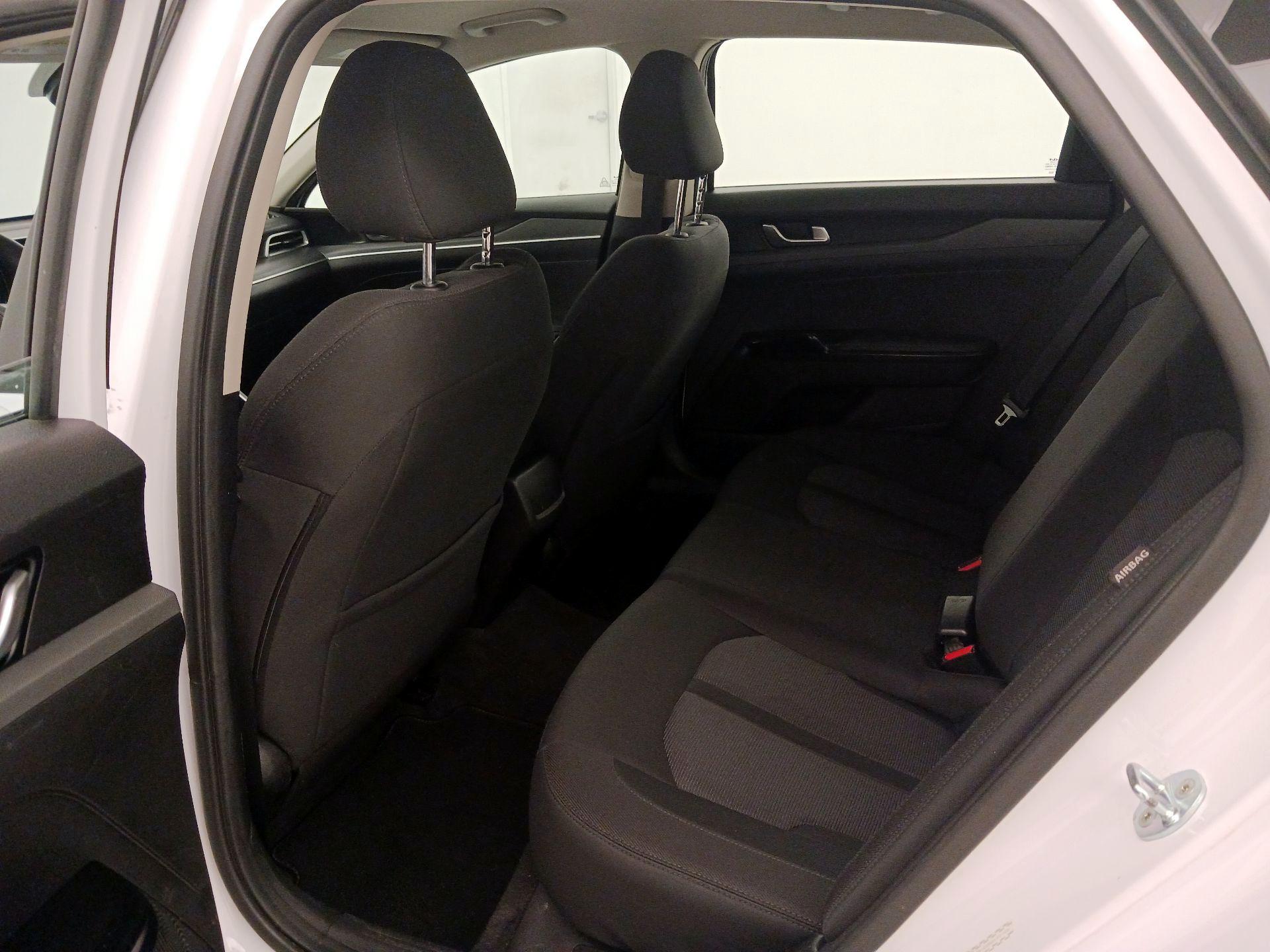 Thumbnail: 2022 Kia K5 - 19