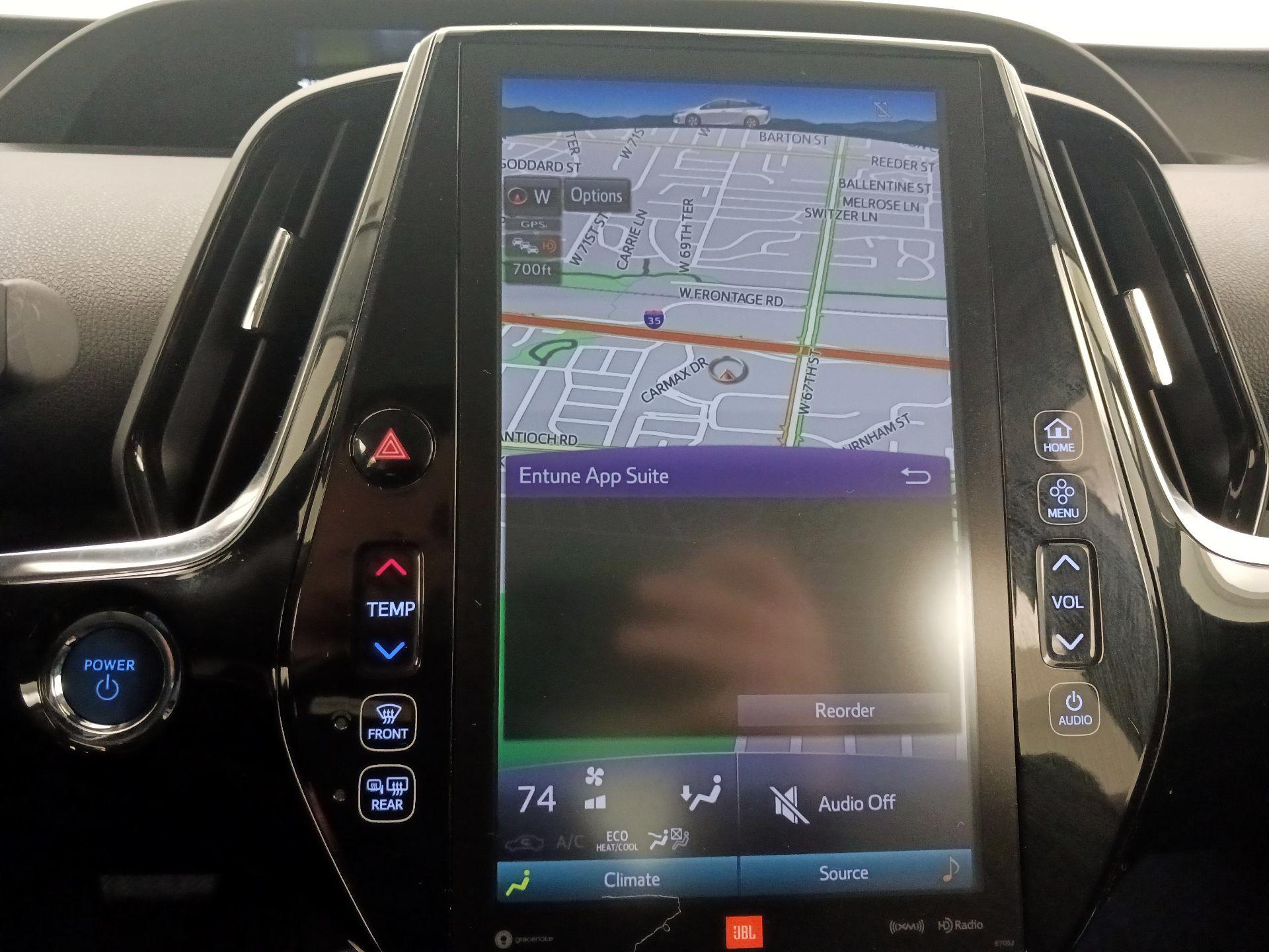 Thumbnail: 2018 Toyota Prius Prime - 16