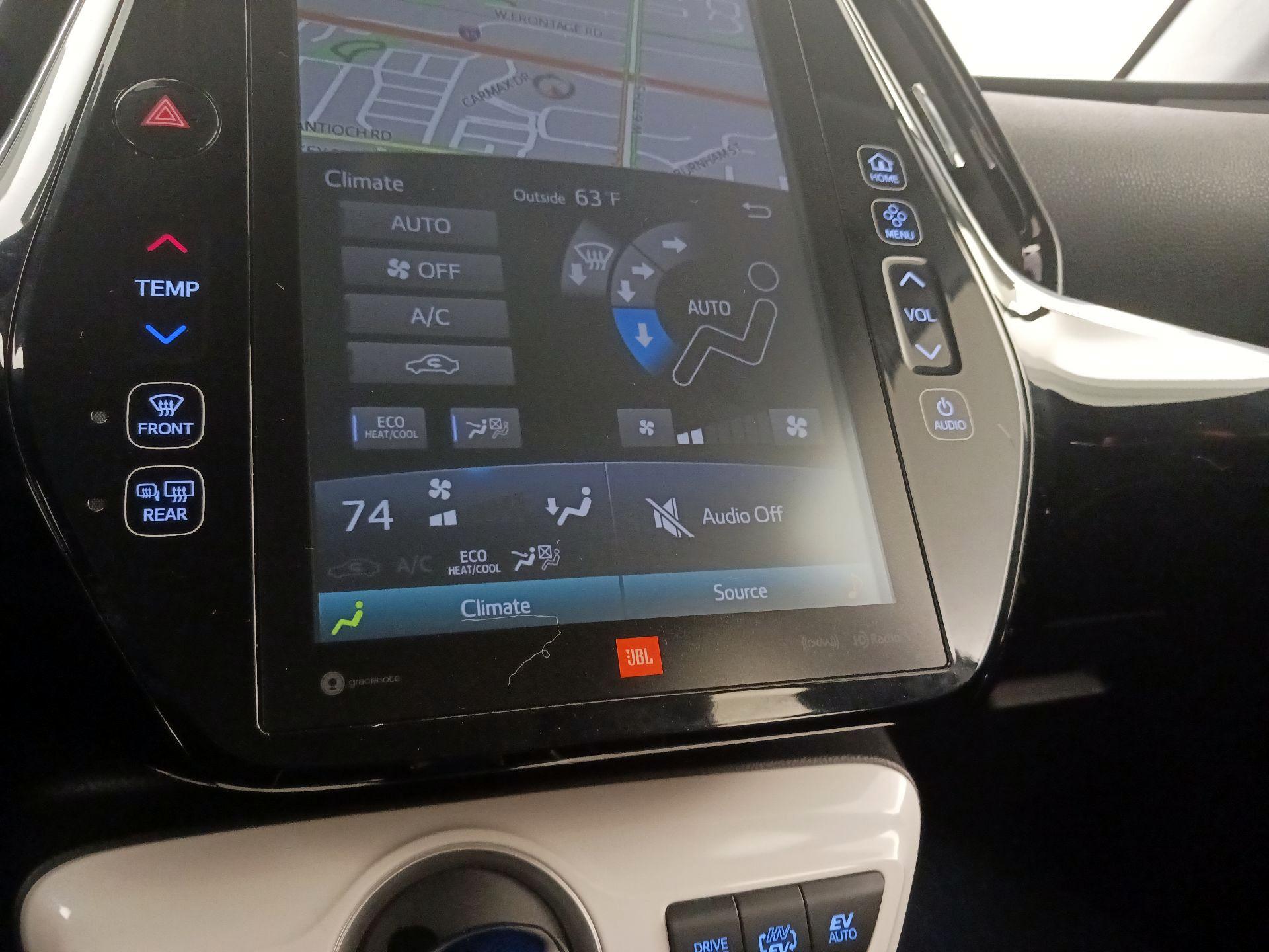 Thumbnail: 2018 Toyota Prius Prime - 17
