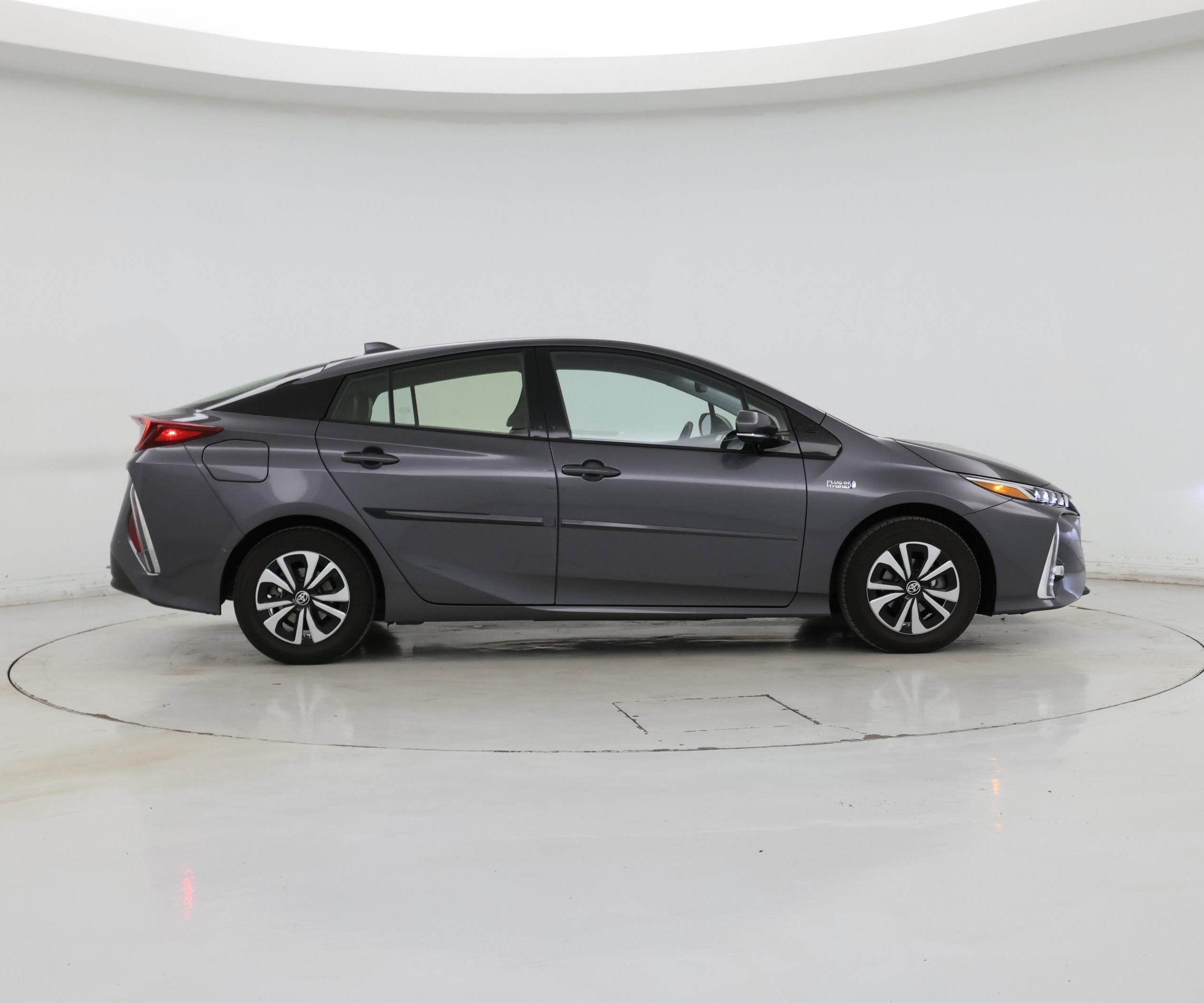Thumbnail: 2018 Toyota Prius Prime - 7