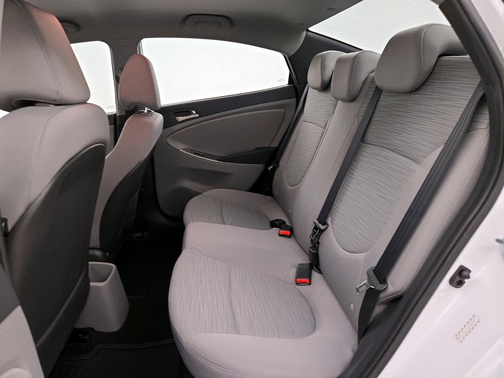 Thumbnail: 2016 Hyundai Accent - 18