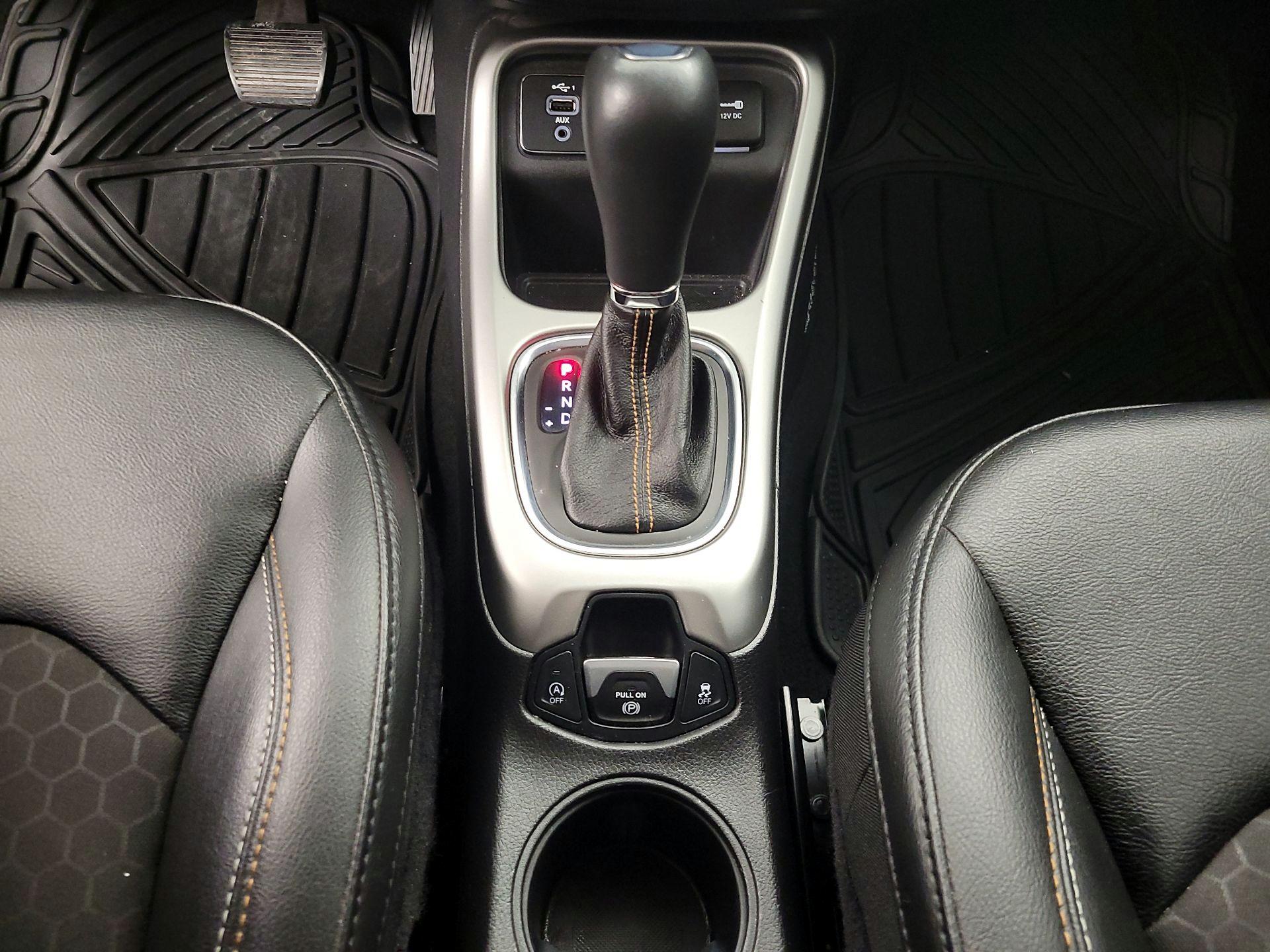 Thumbnail: 2021 Jeep Compass - 17