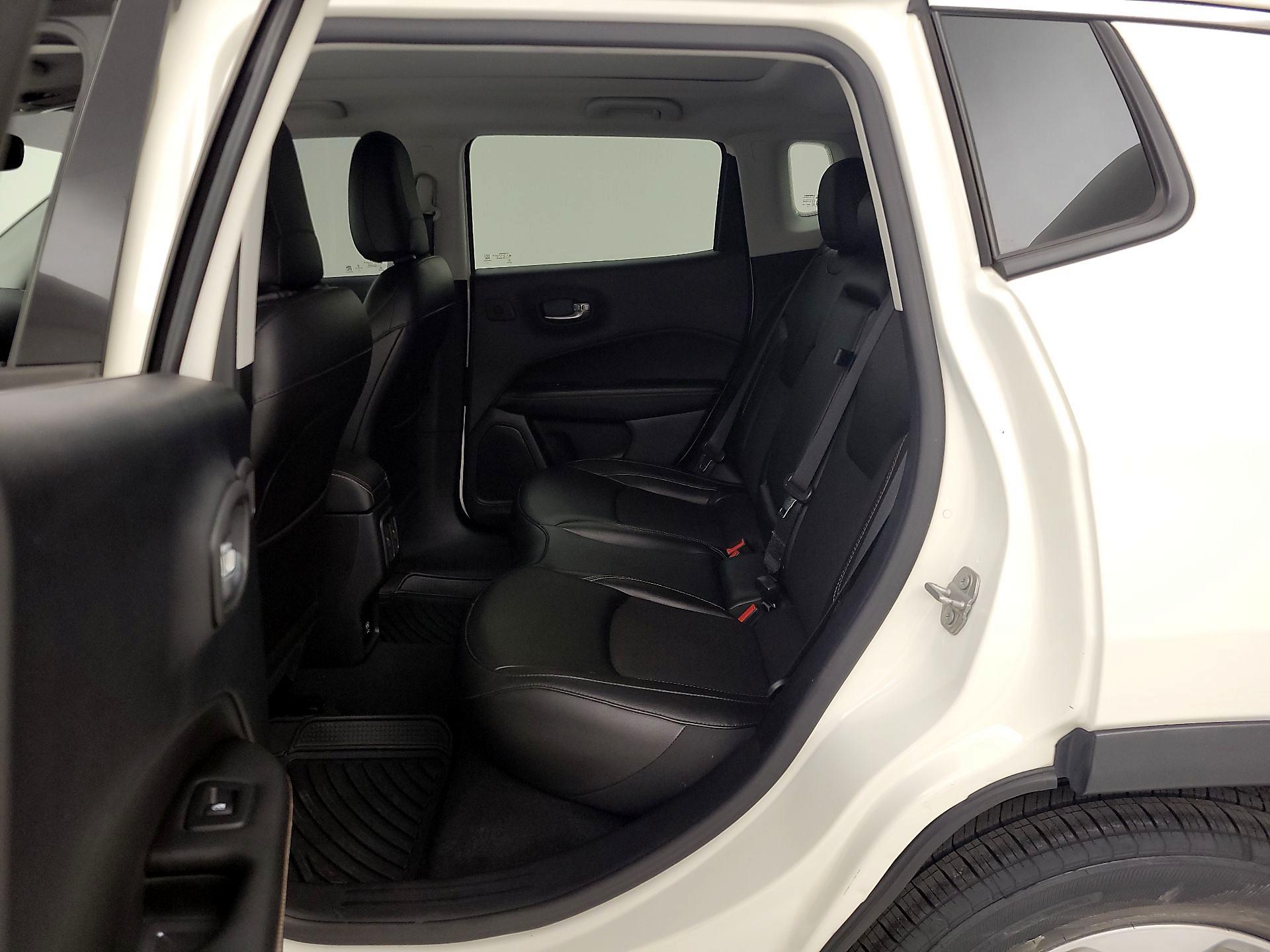 Thumbnail: 2021 Jeep Compass - 20