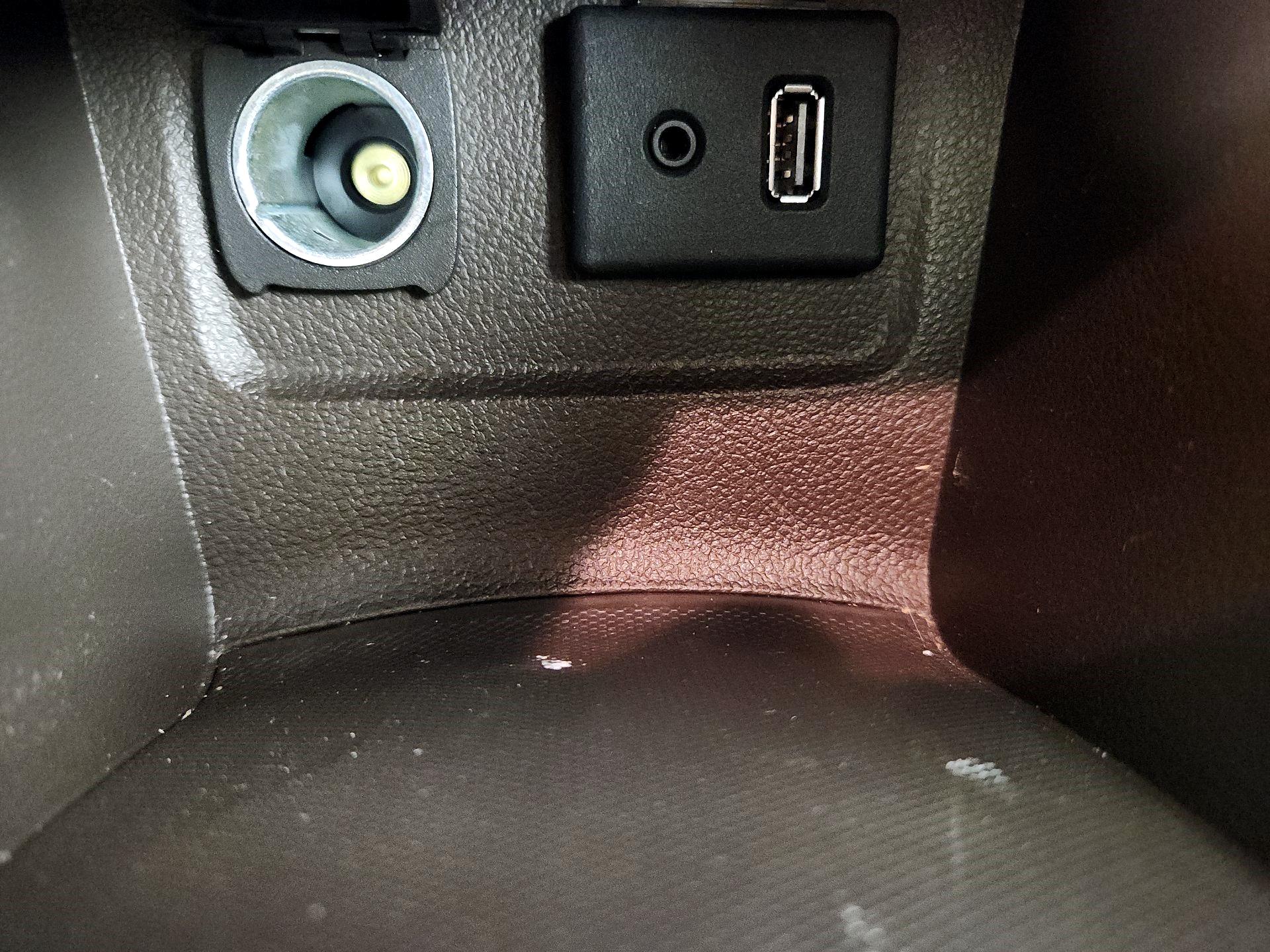 Thumbnail: 2014 Buick Encore - 18