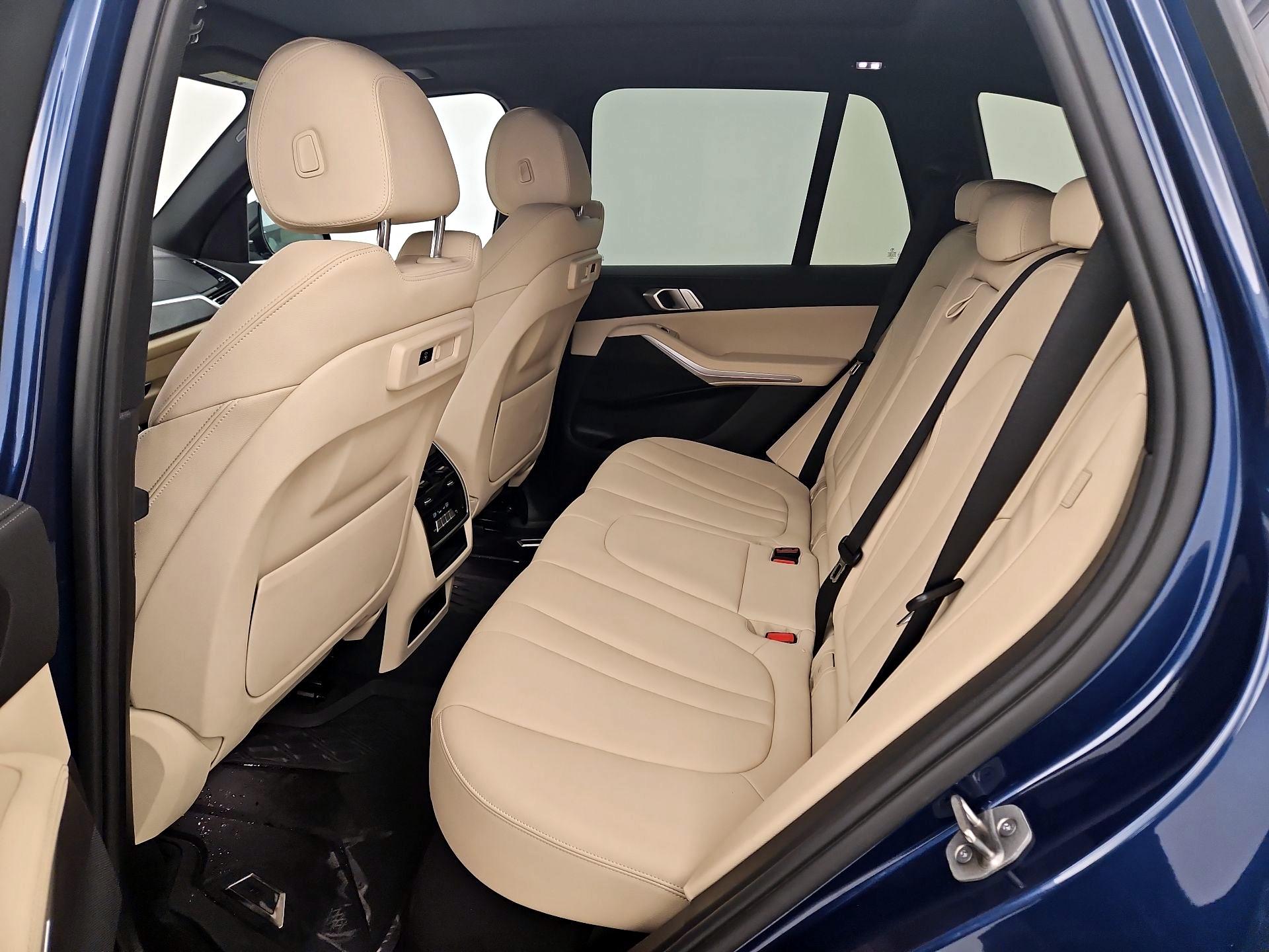 Thumbnail: 2022 BMW X5 - 20