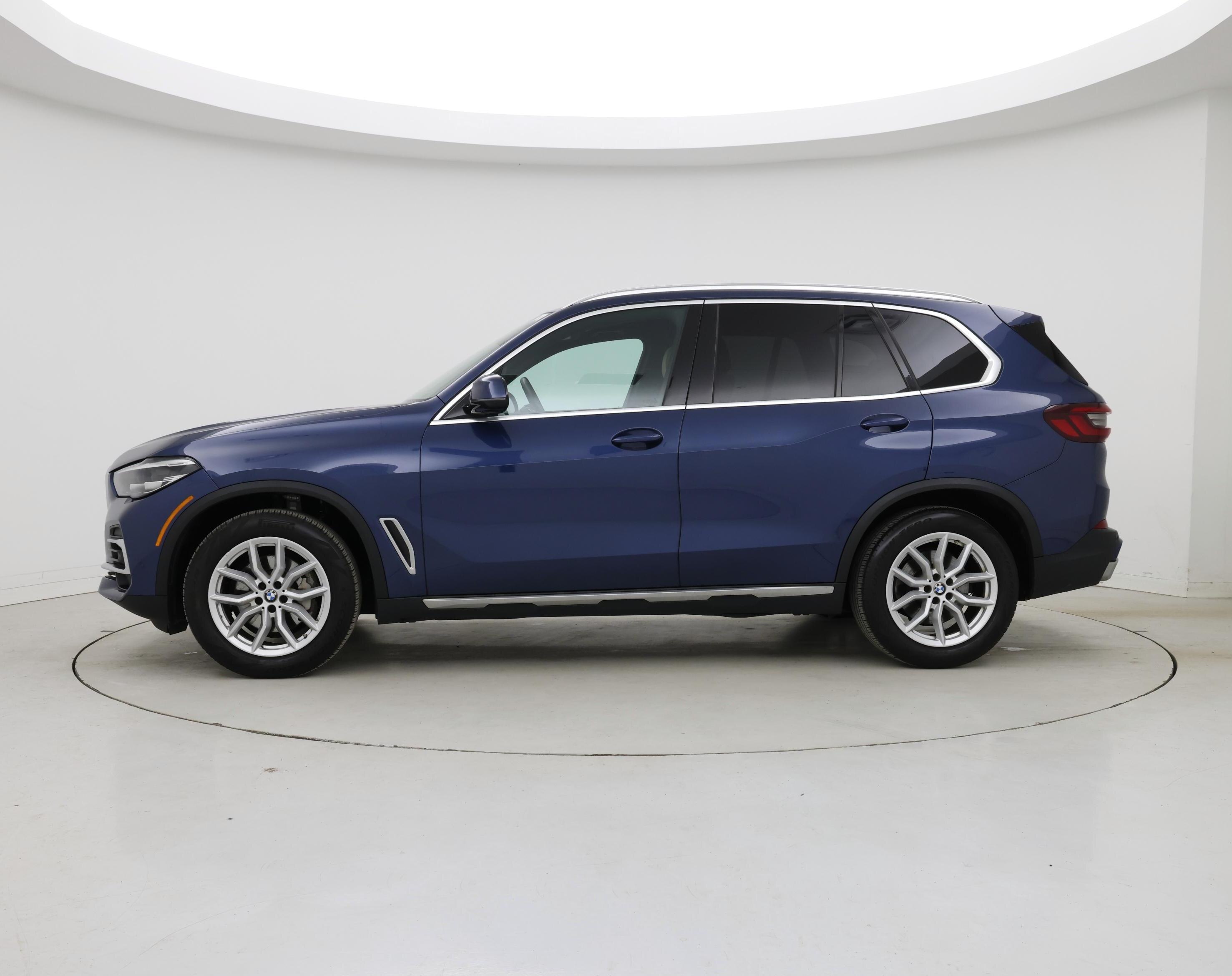 Thumbnail: 2022 BMW X5 - 3