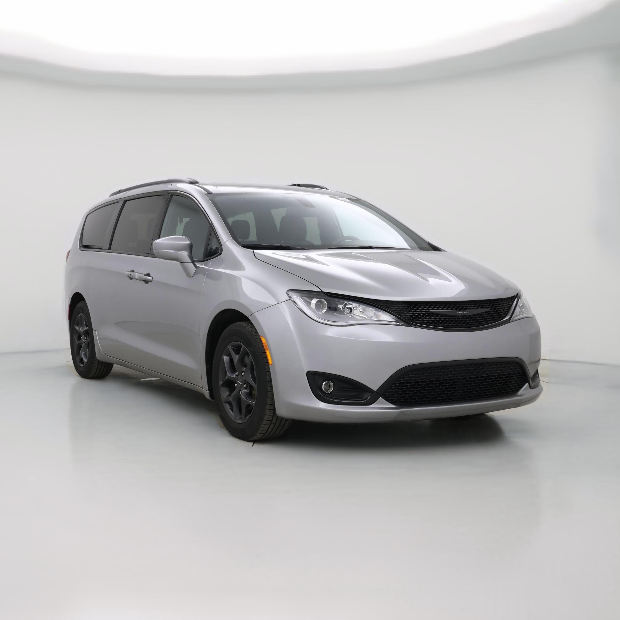 Thumbnail: 2018 Chrysler Pacifica - 1