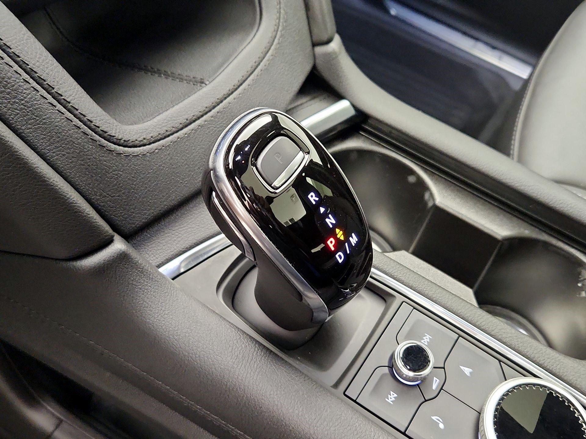 Thumbnail: 2021 Cadillac XT5 - 18