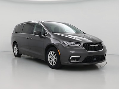 2023 Chrysler Pacifica Touring L -
                Chattanooga, TN