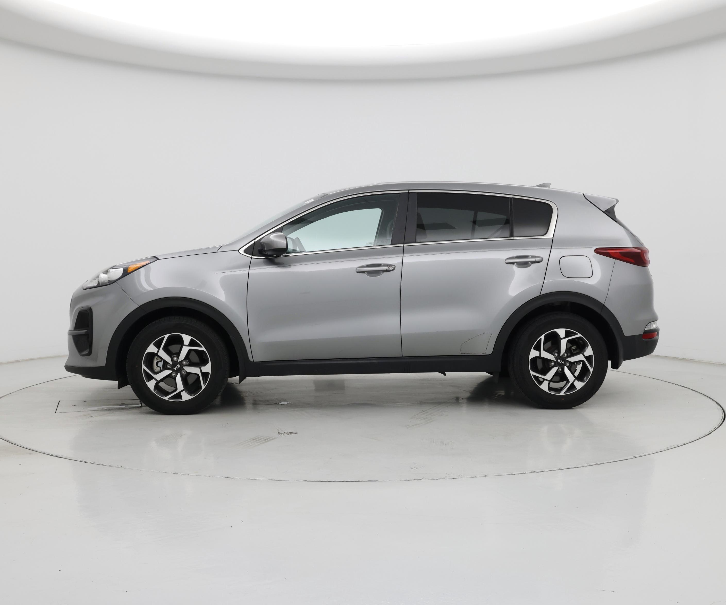 Thumbnail: 2021 Kia Sportage - 3