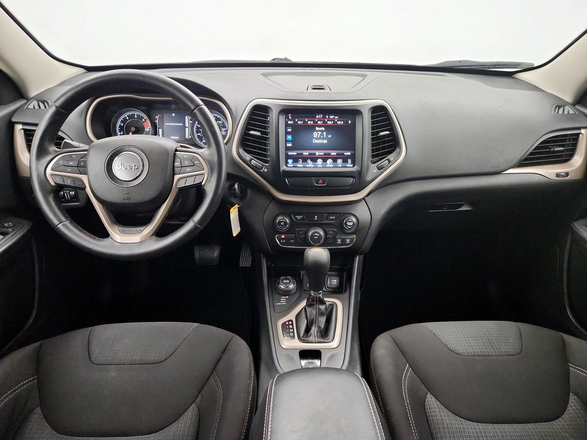 Thumbnail: 2016 Jeep Cherokee - 9
