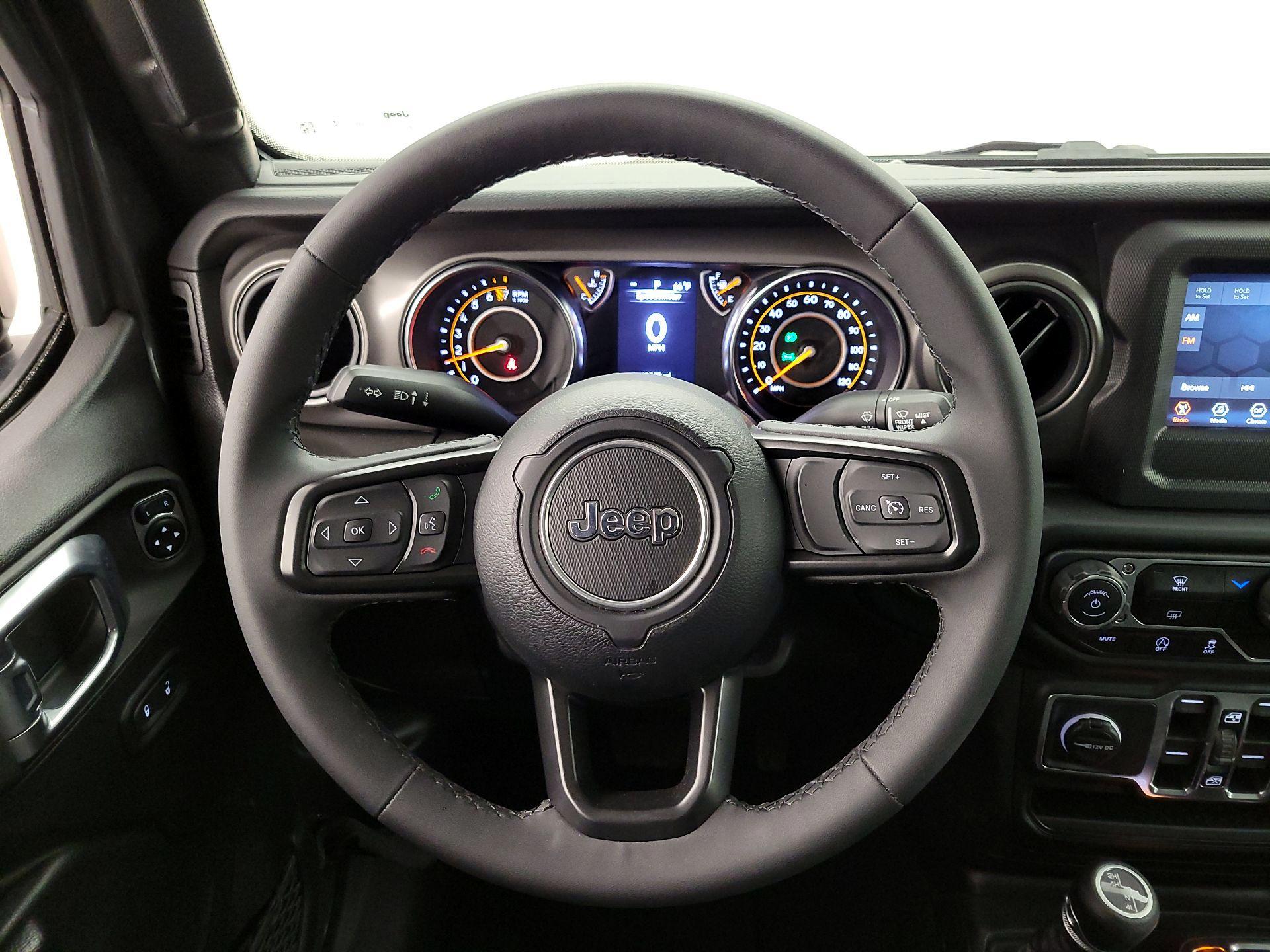 Thumbnail: 2023 Jeep Gladiator - 10