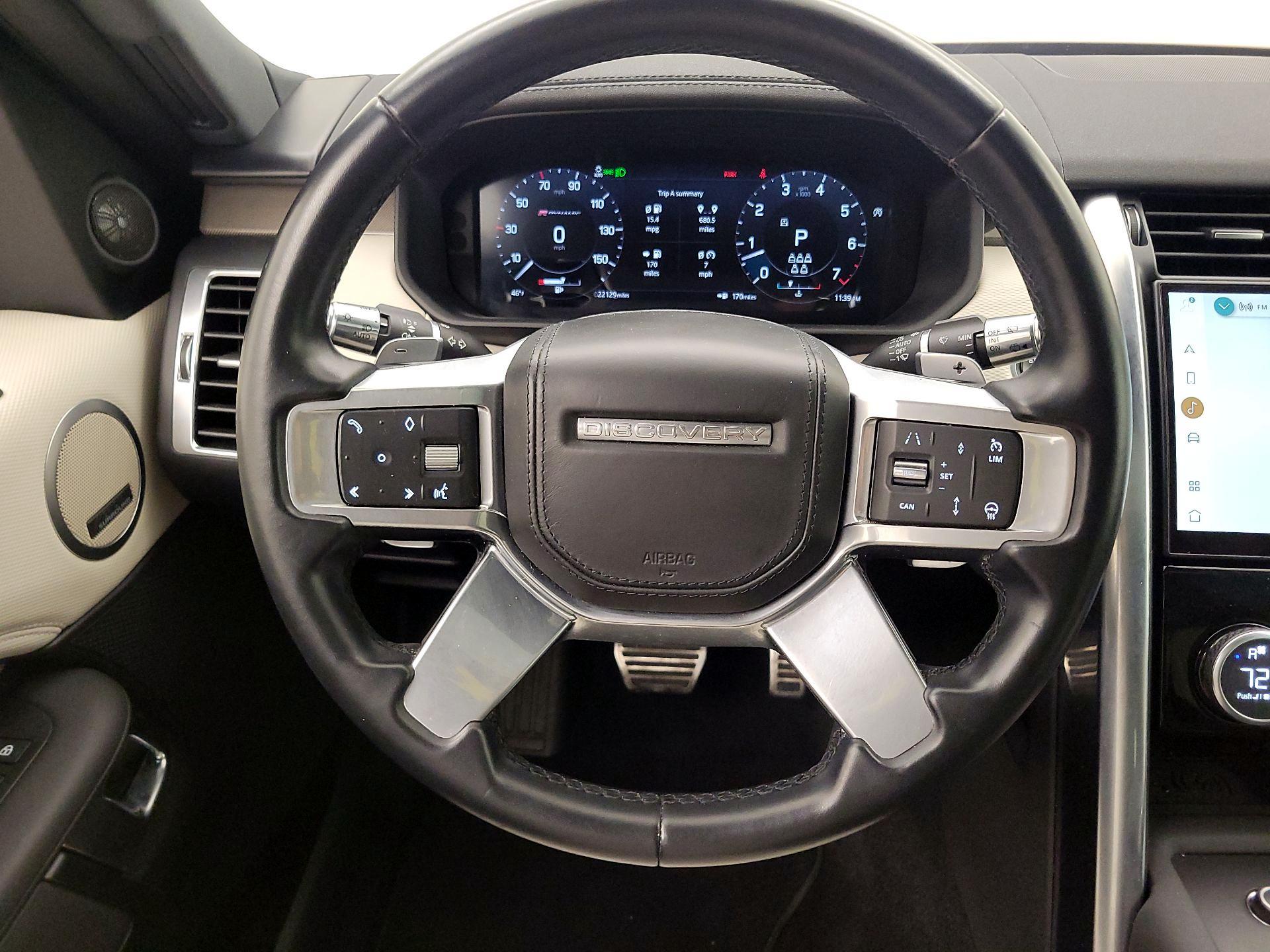 Thumbnail: 2021 Land Rover Discovery - 10