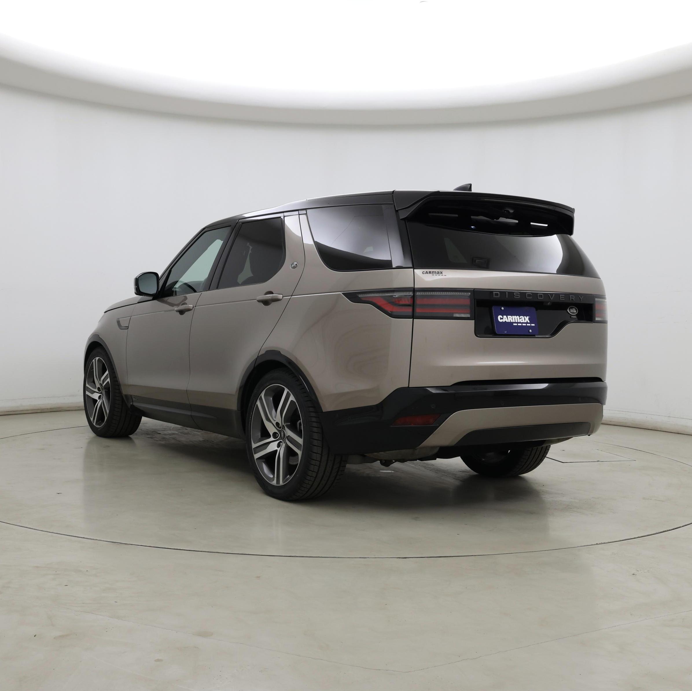 Thumbnail: 2021 Land Rover Discovery - 2