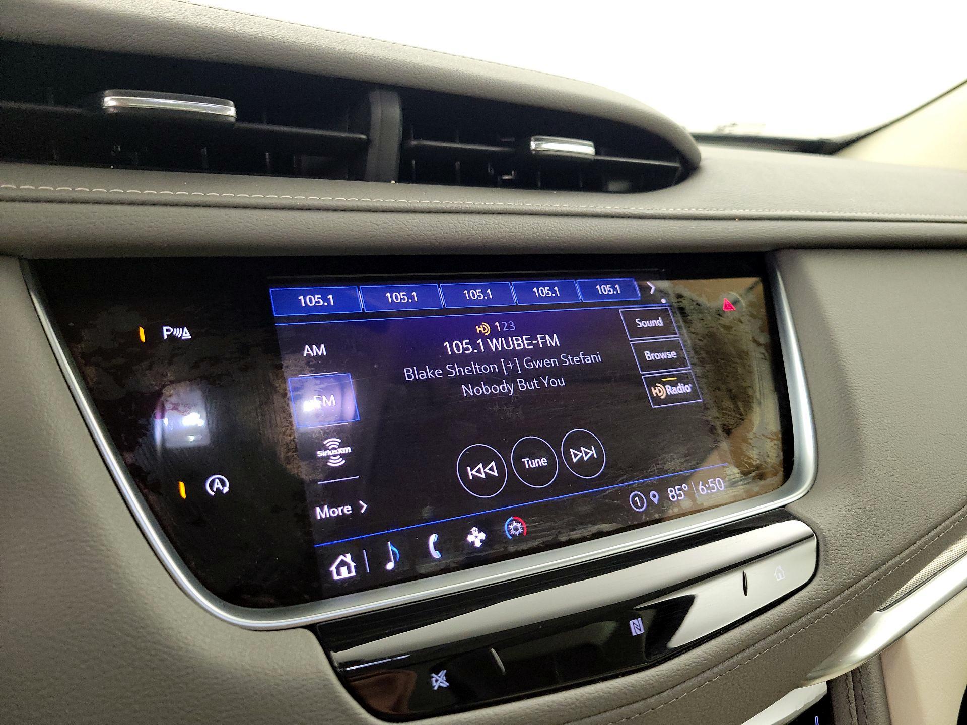 Thumbnail: 2021 Cadillac XT5 - 15